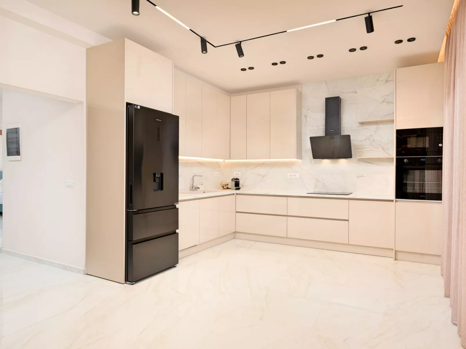 Celestial Luxury Villa Privater Pool Jaccuzi-Binnen