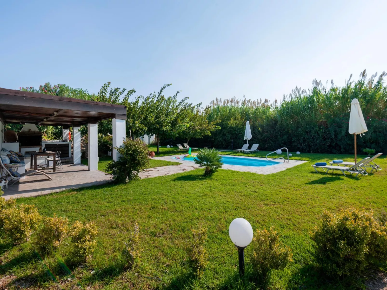 Villa Sofia neben dem Strand von Afandou-Image-tags.info