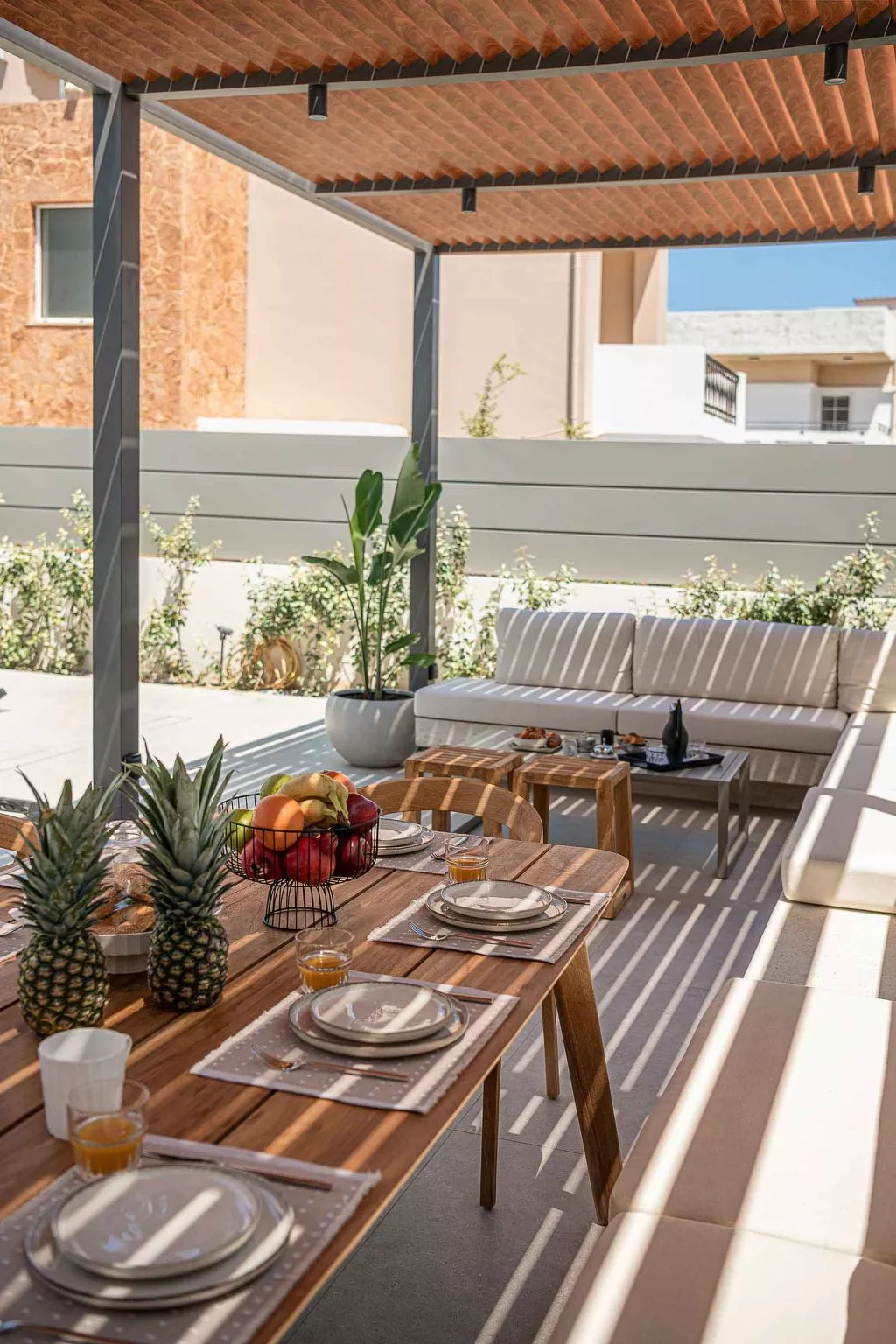 Sancy Luxury Villa-400m Strand, ''Beheizter'' Pool, Fitnessraum-Image-tags.info