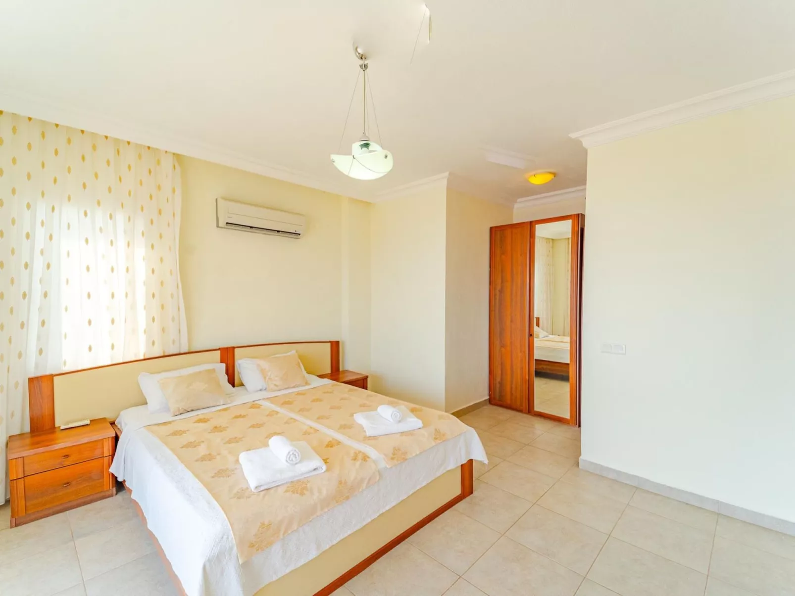 Villa aus Naturstein für 8 im Zentrum von Kalkan-Image-tags.info