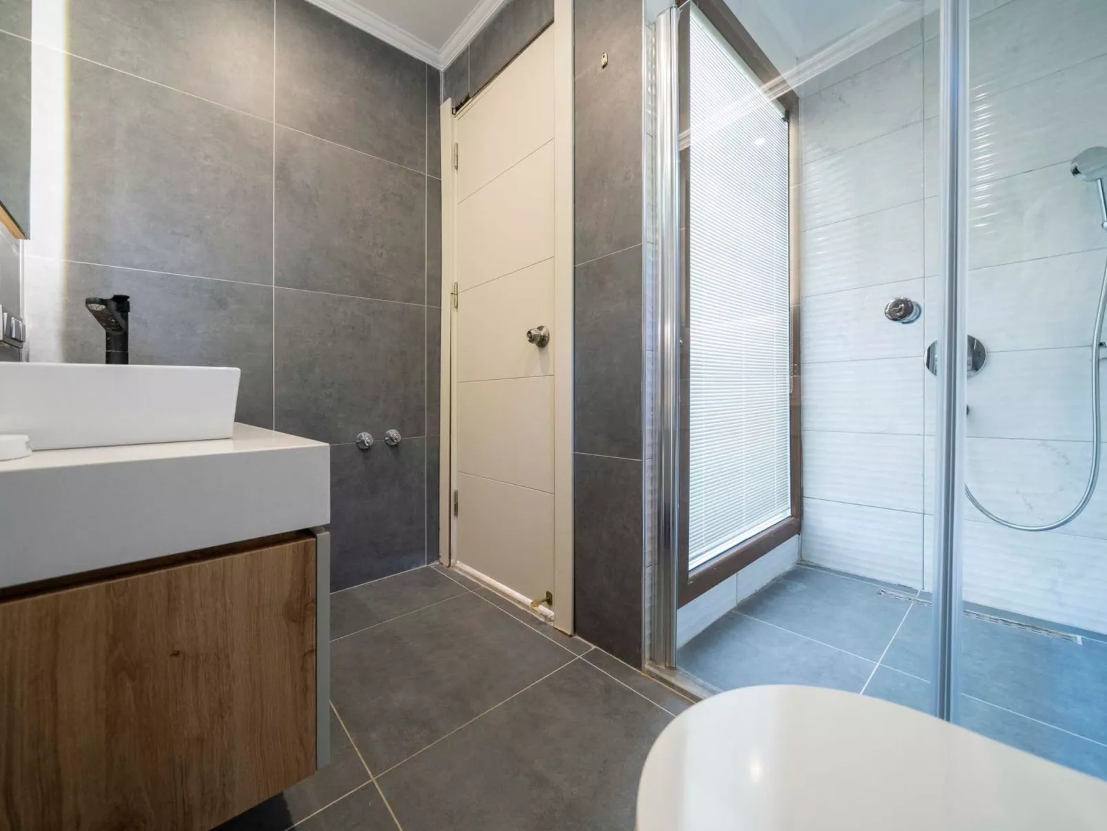 Exklusive Villa mit Infinitypool-Binnen