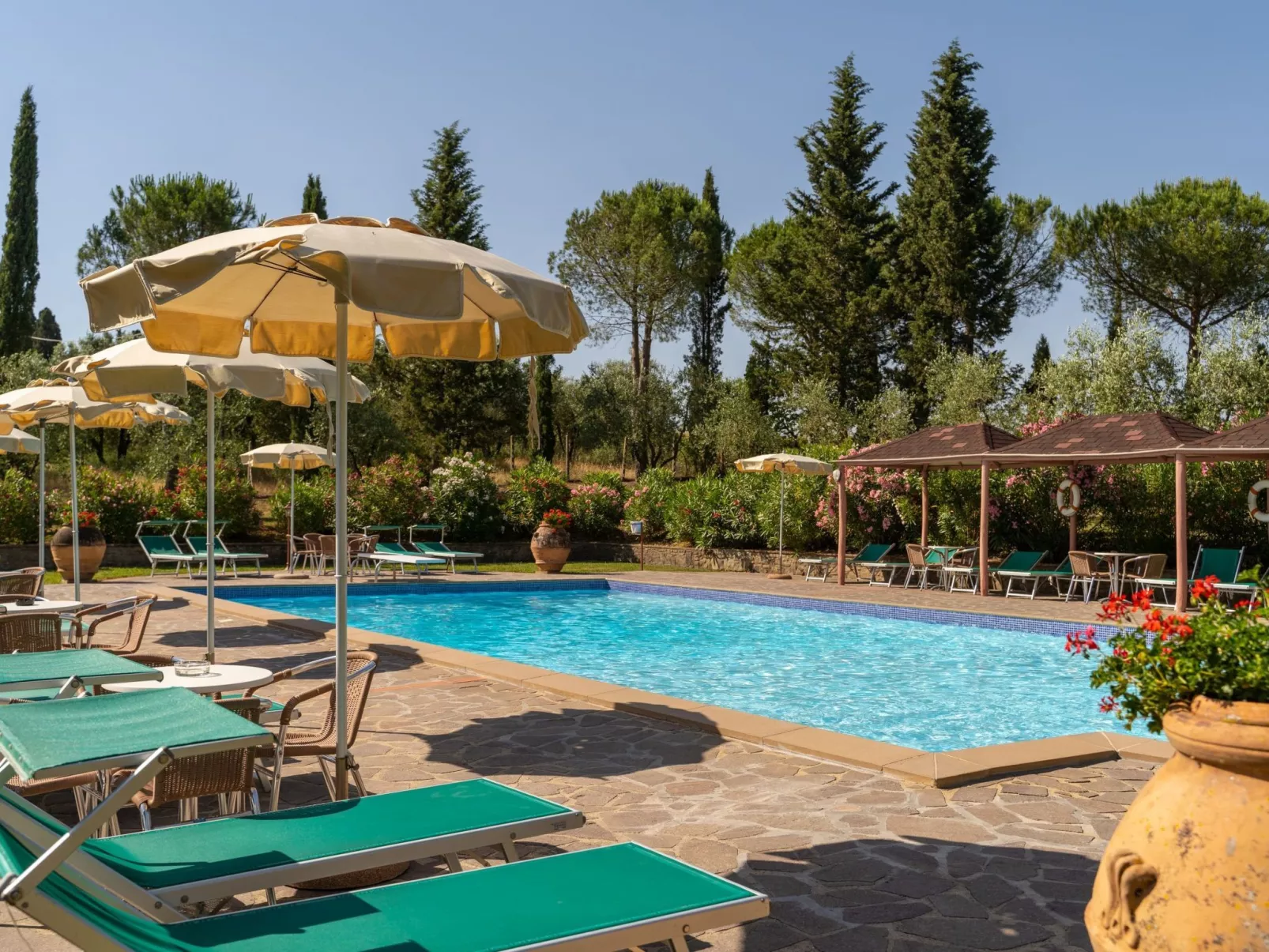 Mimosa Canale' Wohnung mit Schwimmbad-Buiten