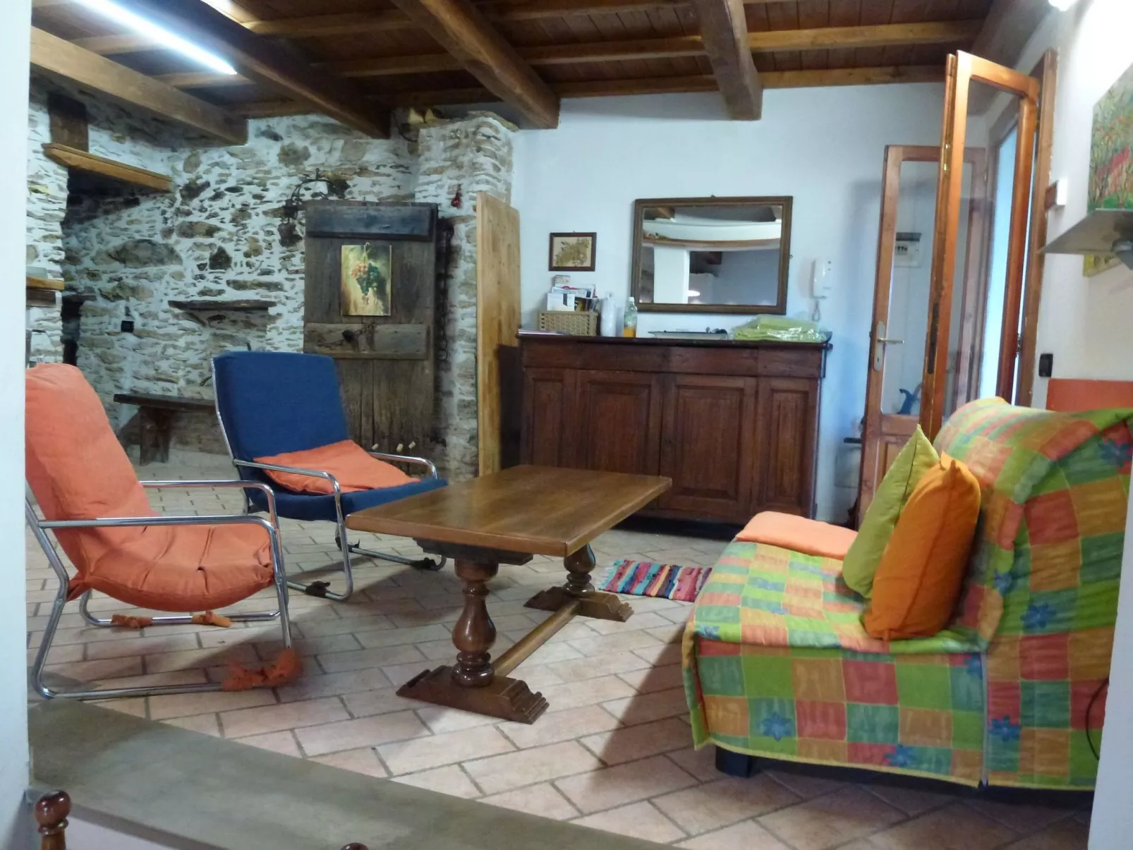 Mit Blick auf das Wasser-Binnen