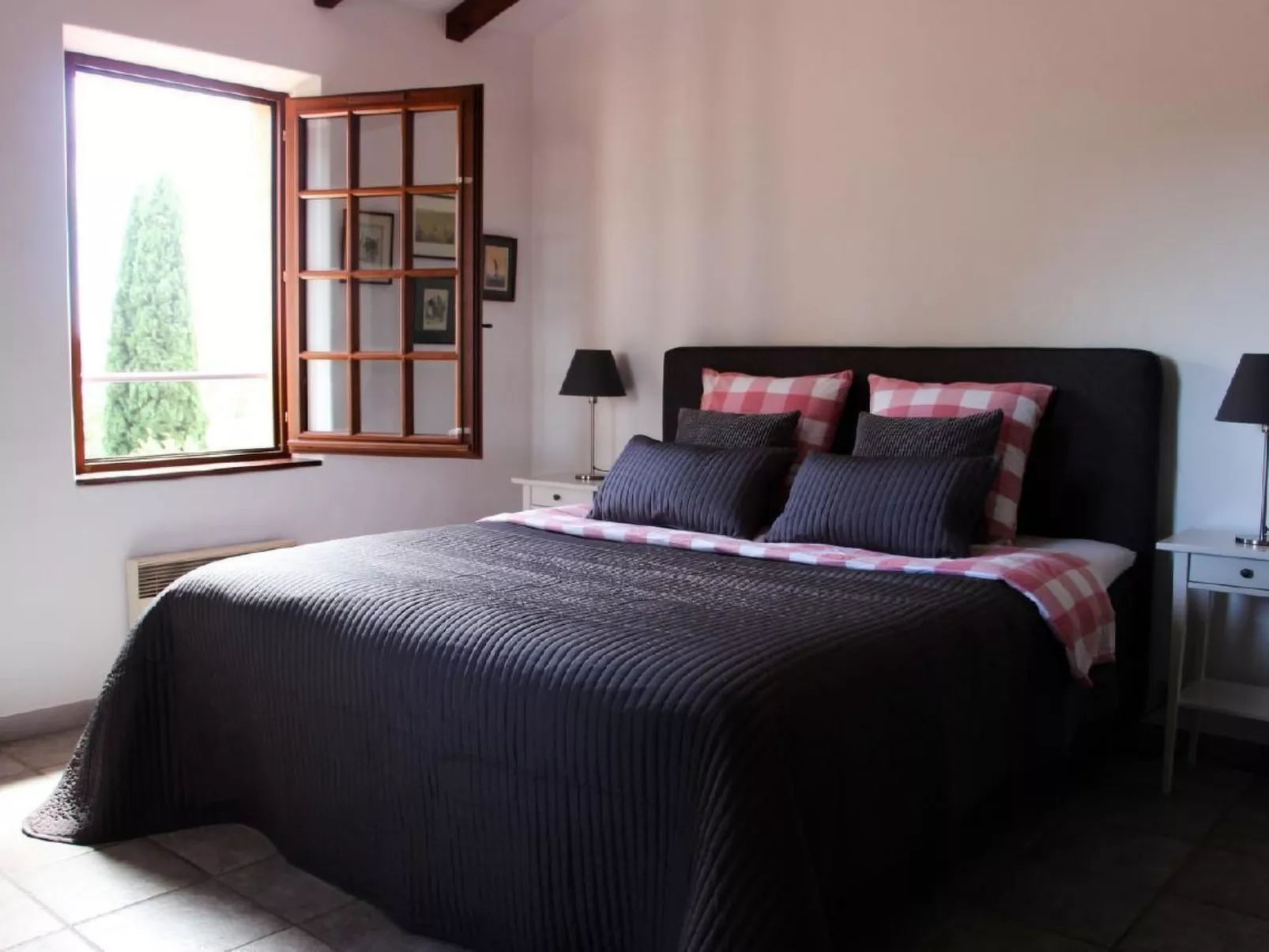 Charmante Villa mit Pool und Golfplatz-Binnen