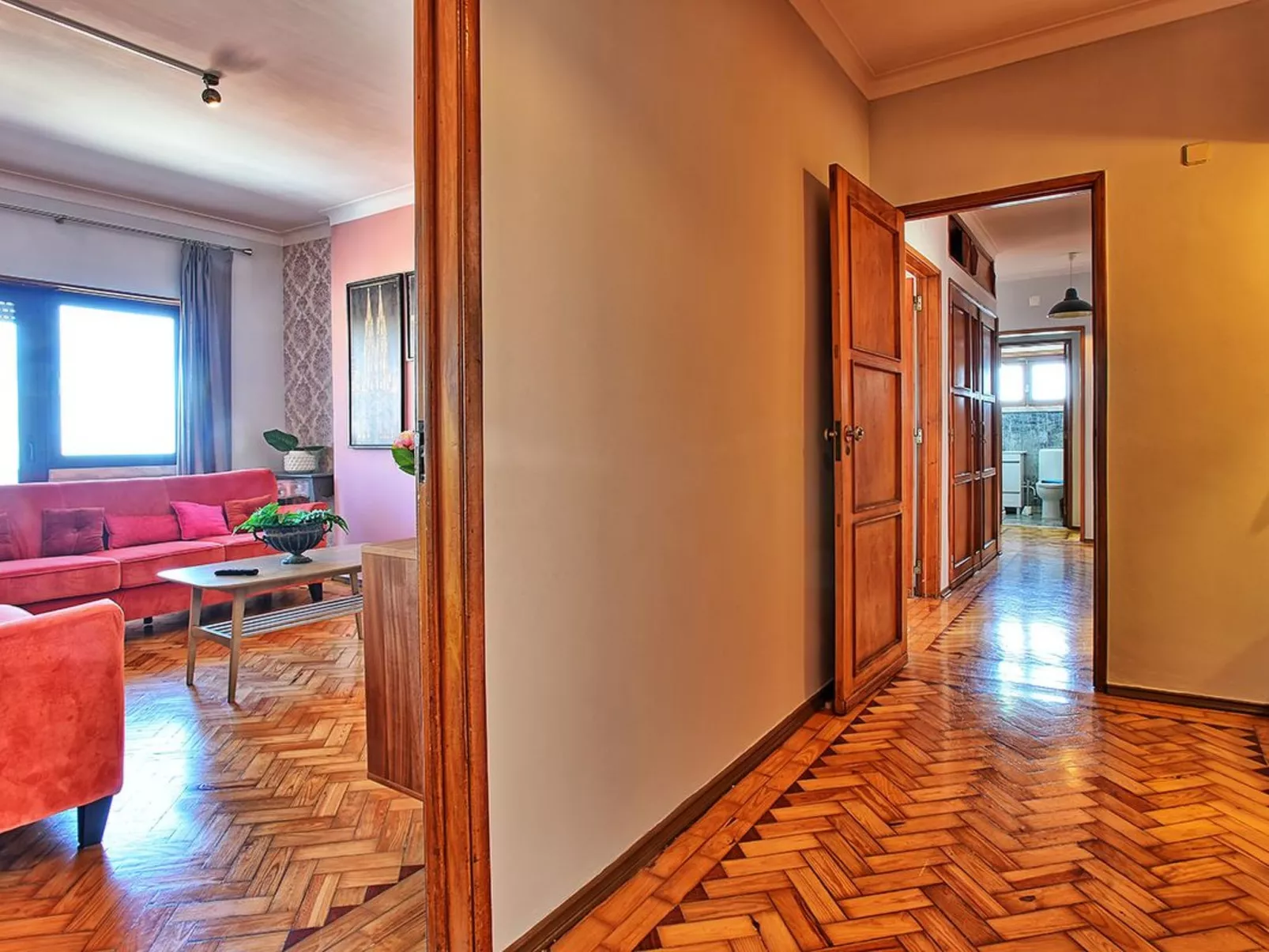 "Apolonia" mit Waschmaschine-Binnen