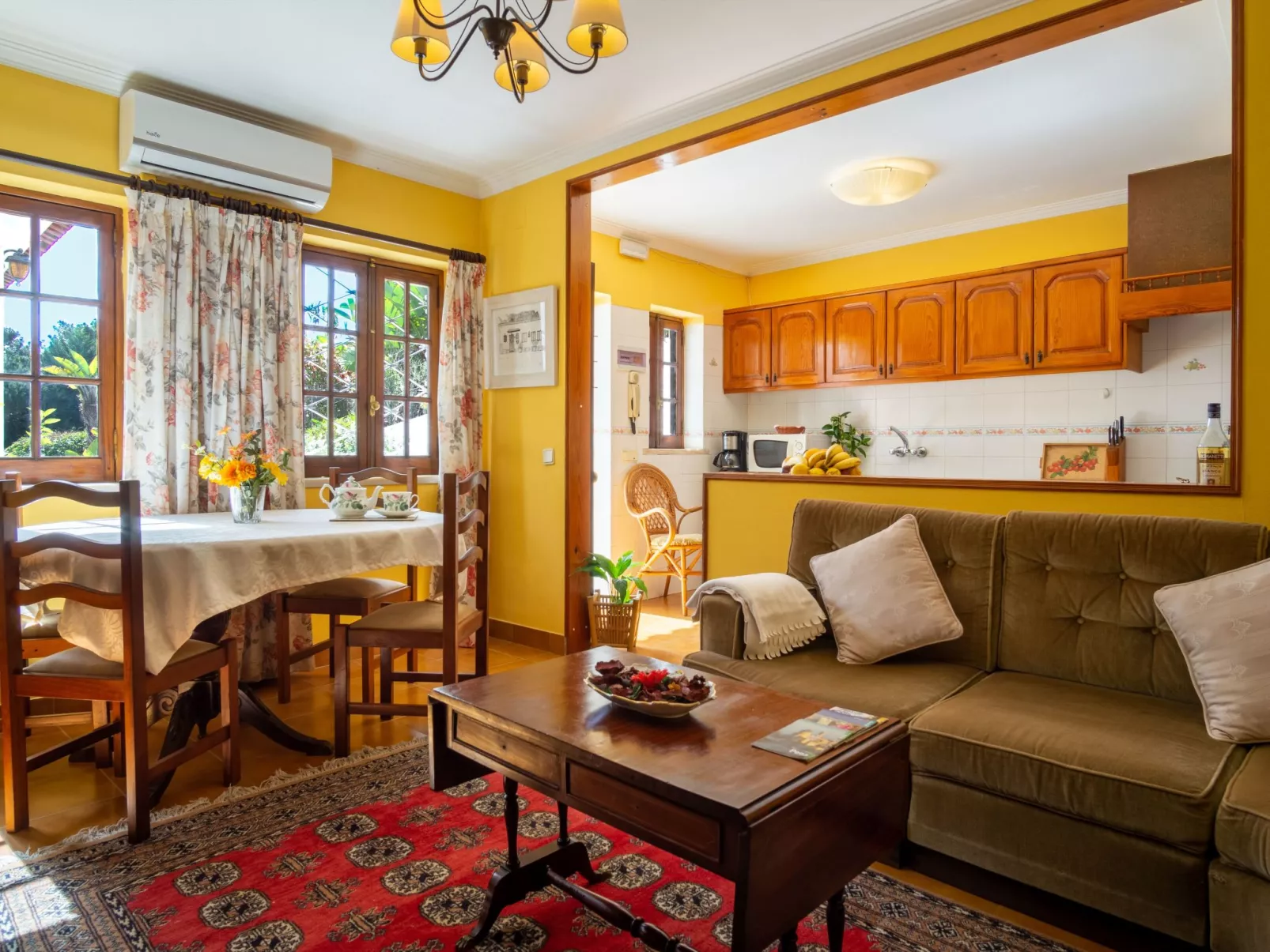 Schönes Ferienhaus in Colares mit Privatem Pool-Image-tags.info