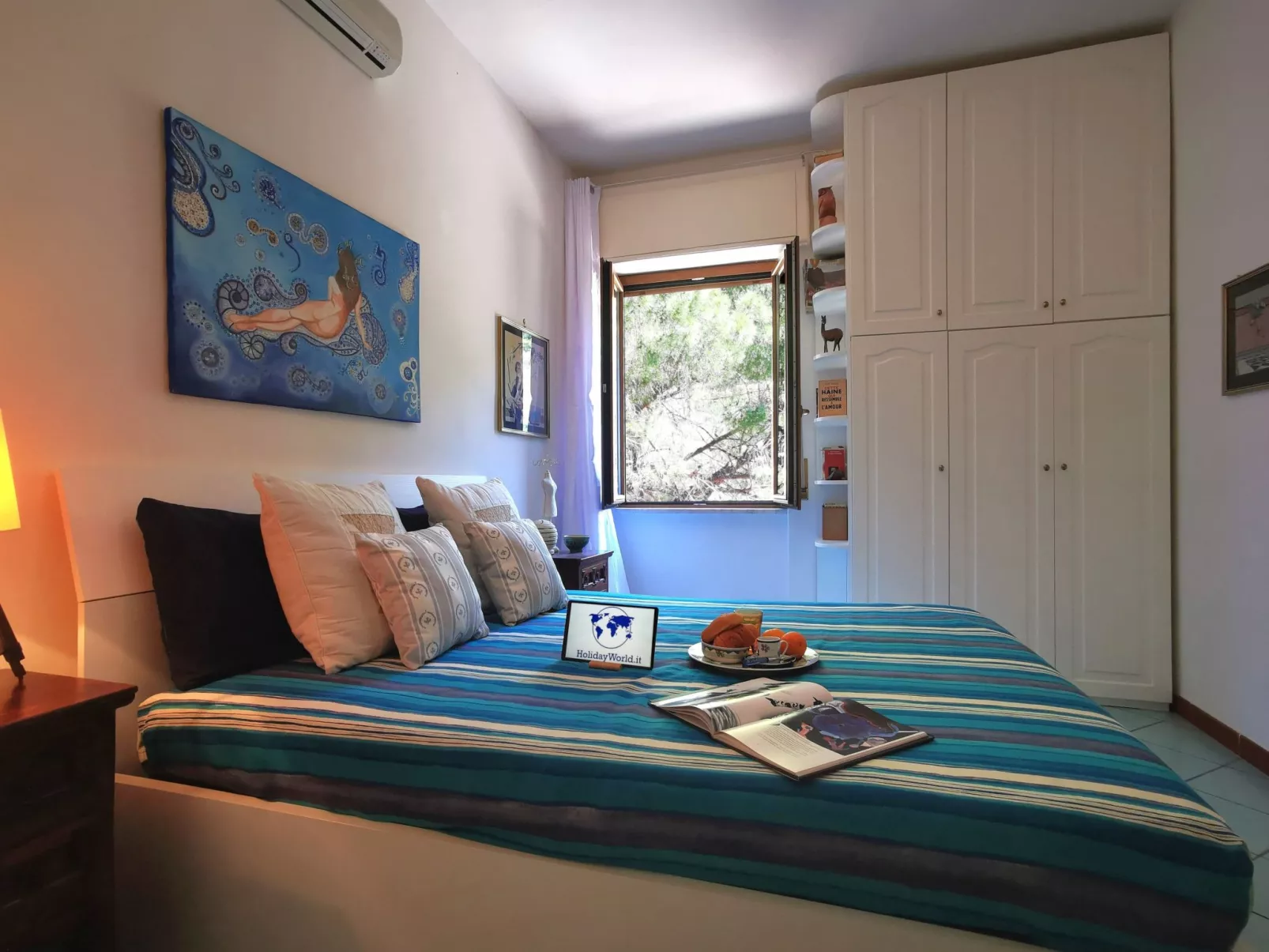 Meditheia von Holiday World-Image-tags.info