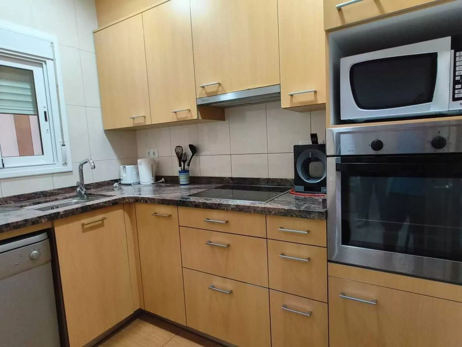 Wohnung "Stockwerk 1" mit Balkon-Binnen