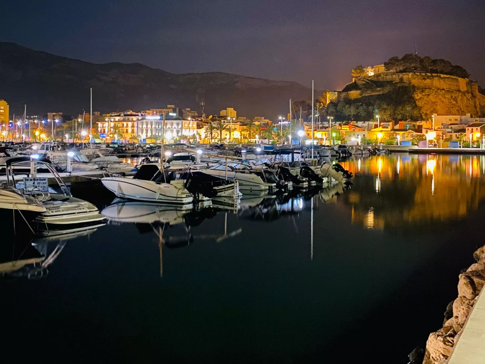 Traumvilla Revoltes-Image-tags.info