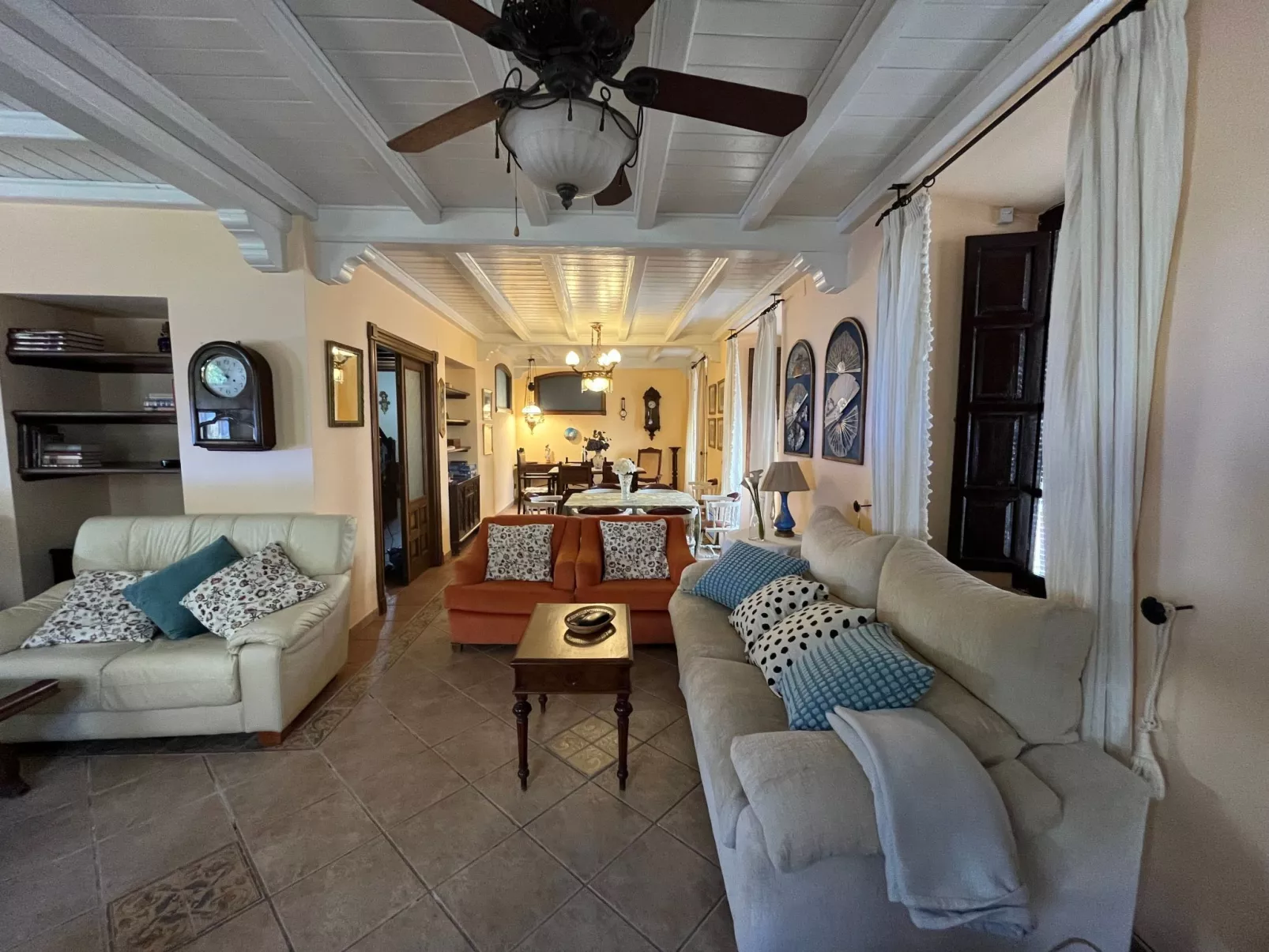 Finca 'La Casa de Illora-Binnen