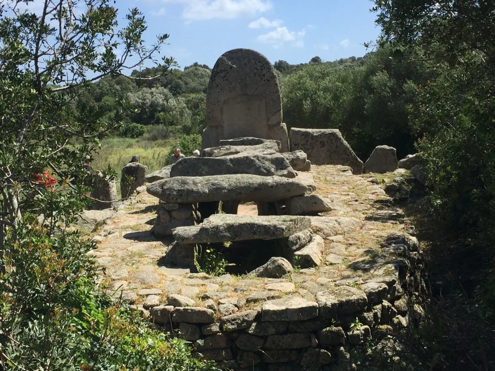 Stazzo mit Garten in Luogosanto-Buiten
