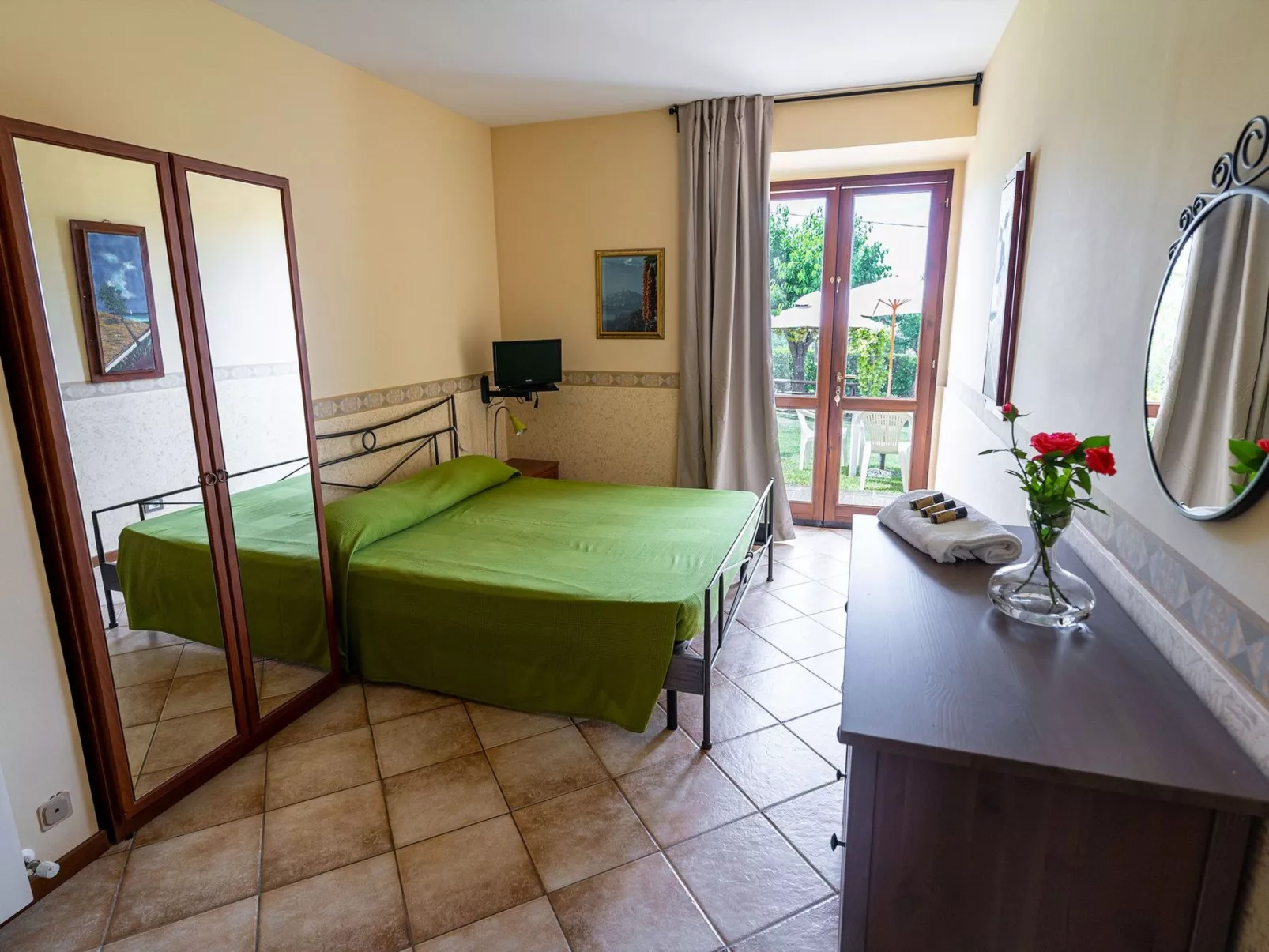 Wohnung 'Girasole' mit Schwimmbad-Binnen