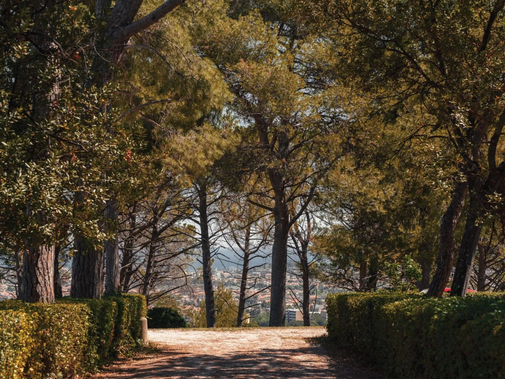 Wohnung in einem Turm mit Aussicht-Buiten