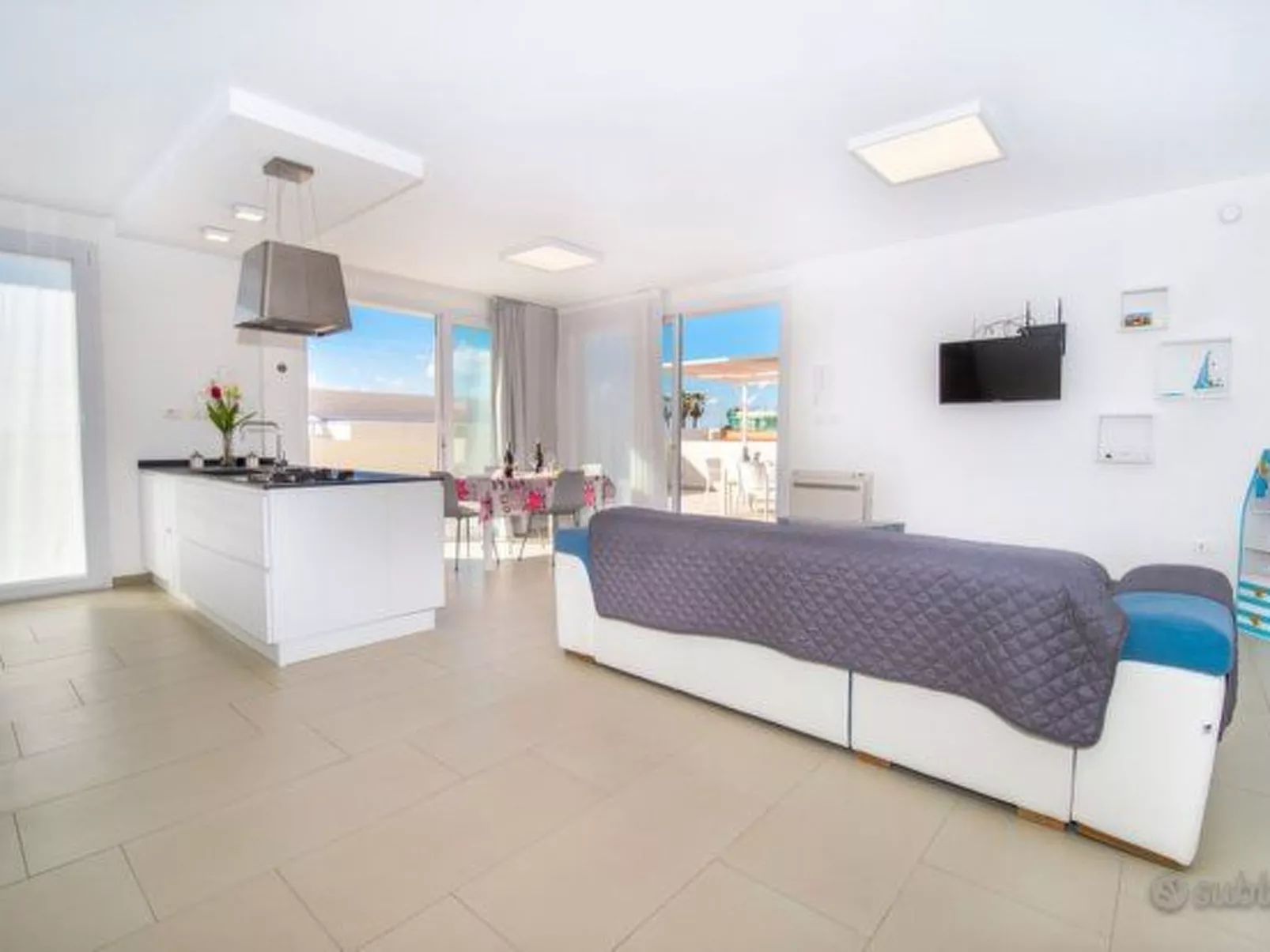 Waves of Sicily Suite Meerblick