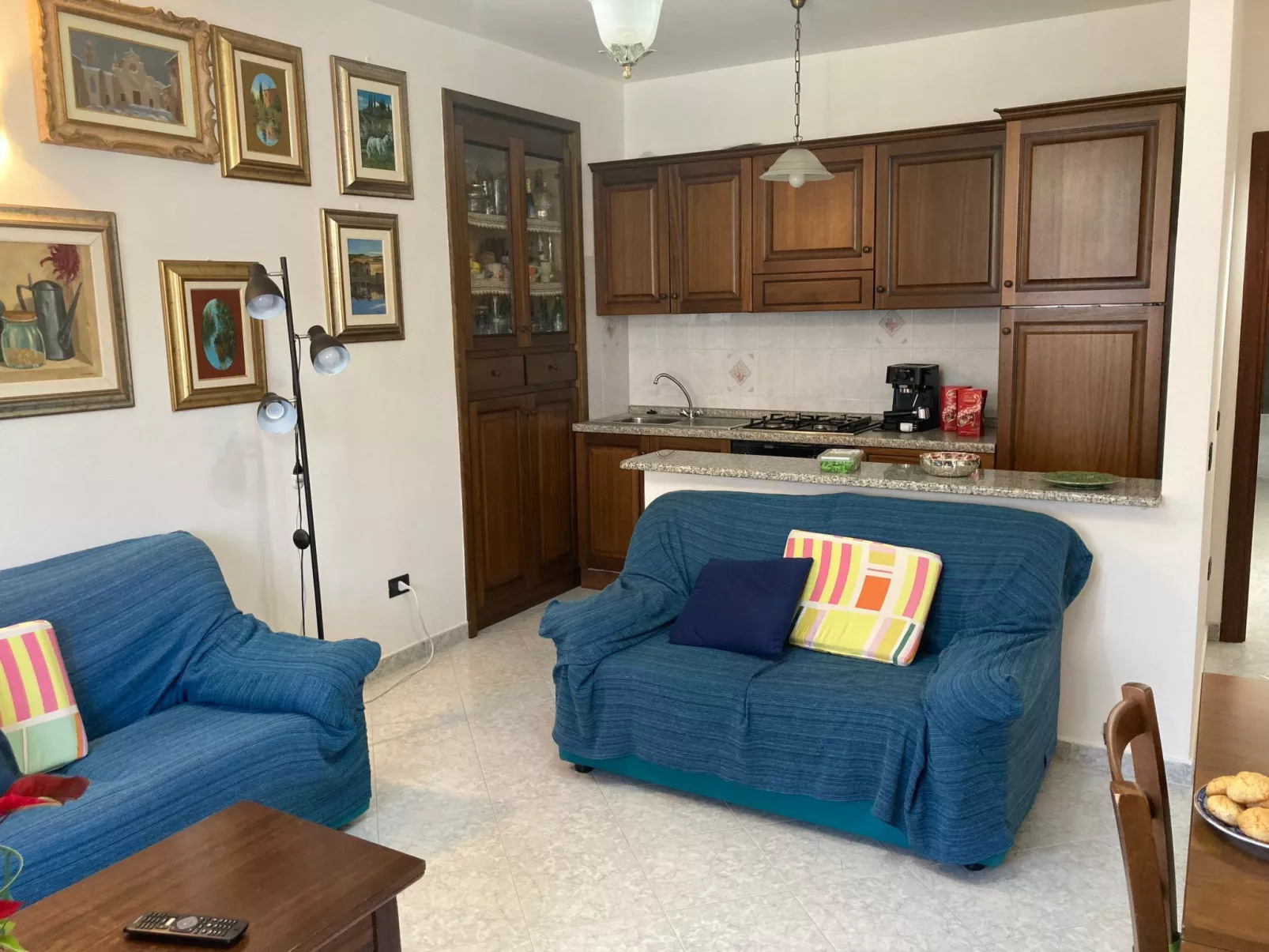 "Via Manin 13" mit Wi-Fi-Image-tags.info