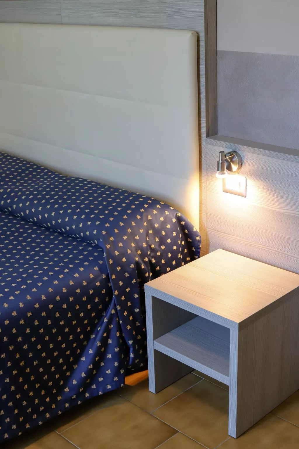 Helle Wohnung in den Hügeln des Gardasees-Binnen