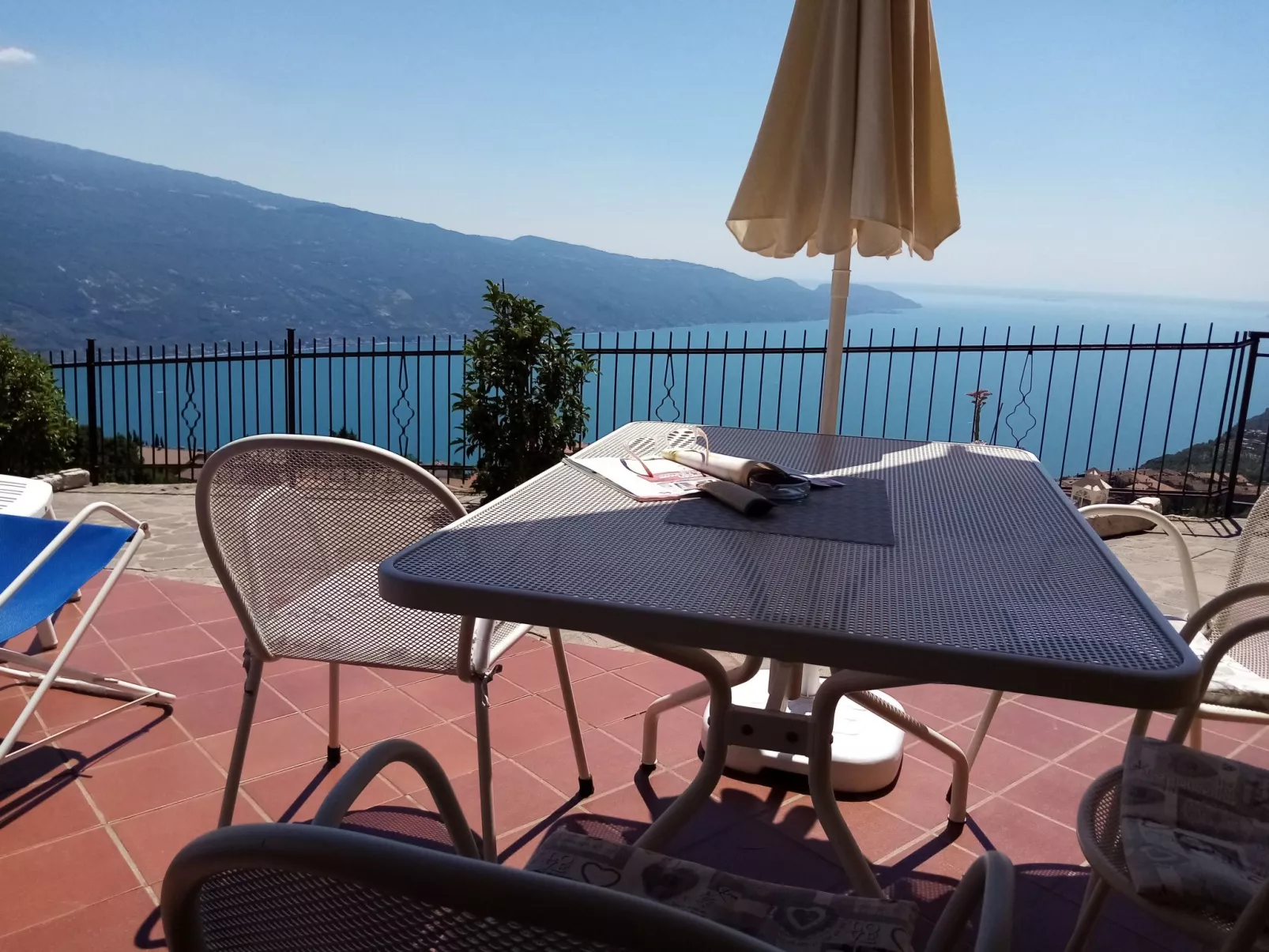 Wohnung 'Stella del Garda' - Buiten