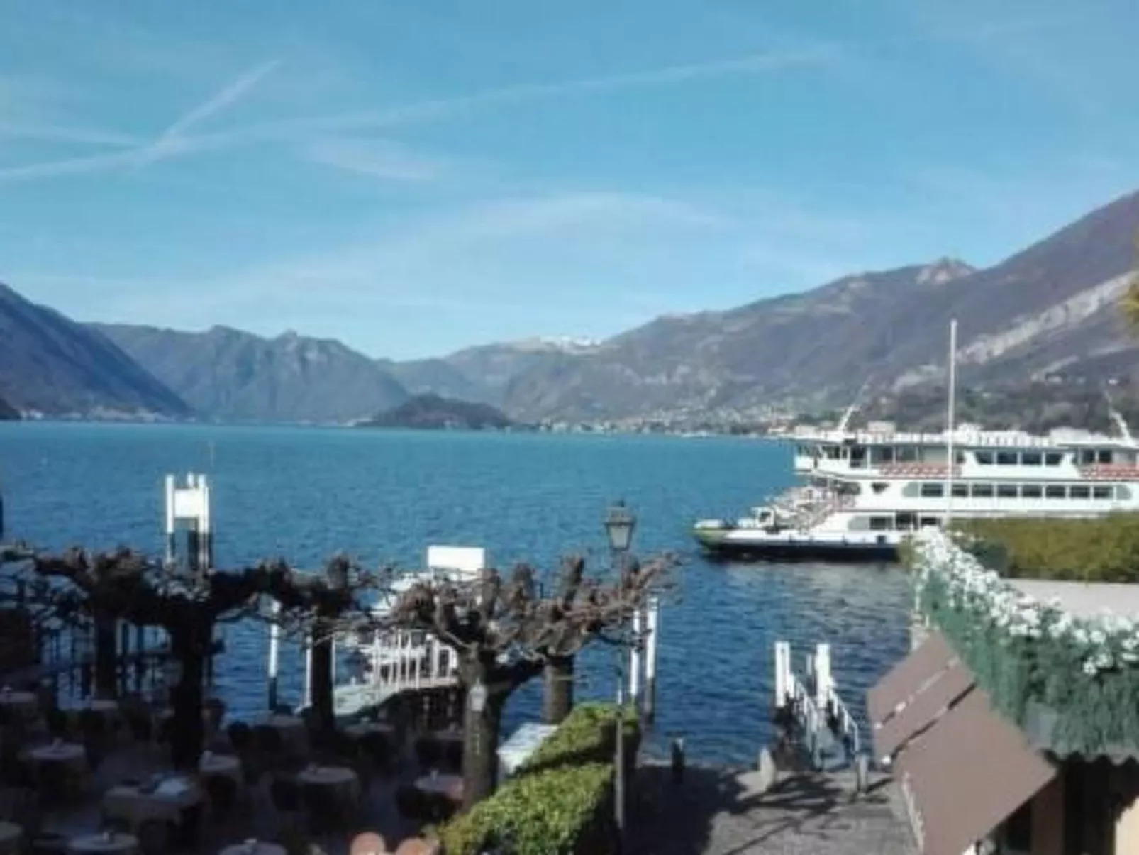 Zwei-Zimmer-Wohnung mit Parkplatz in der Nähe des Strandes-Buiten