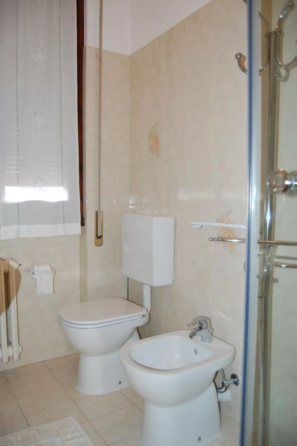 Wohnung Annetta mit Sicht auf See und Berge 75 m²-Binnen