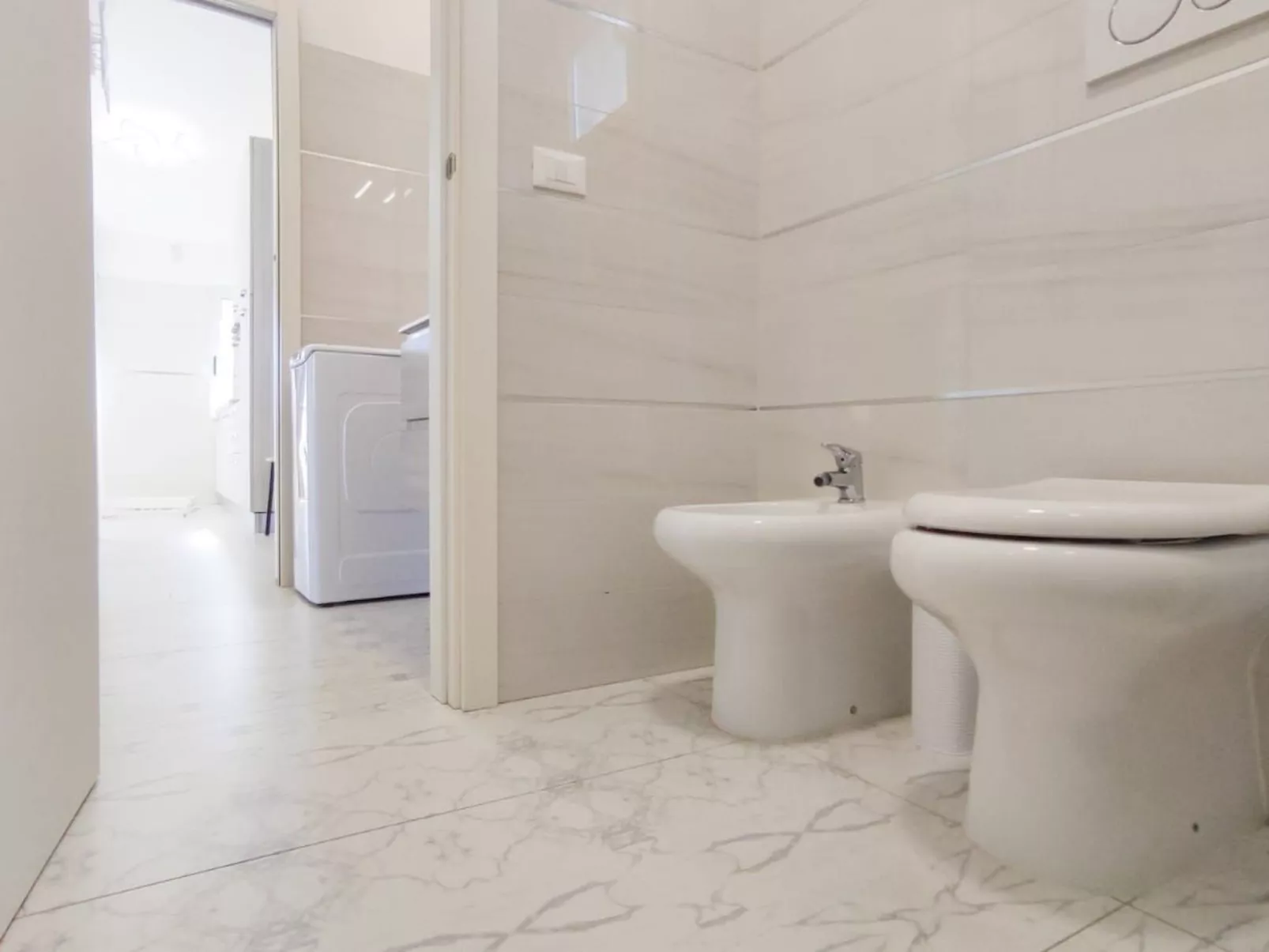 Wohnung "Villa Miami" mit Balkon im ersten Stock-Image-tags.info