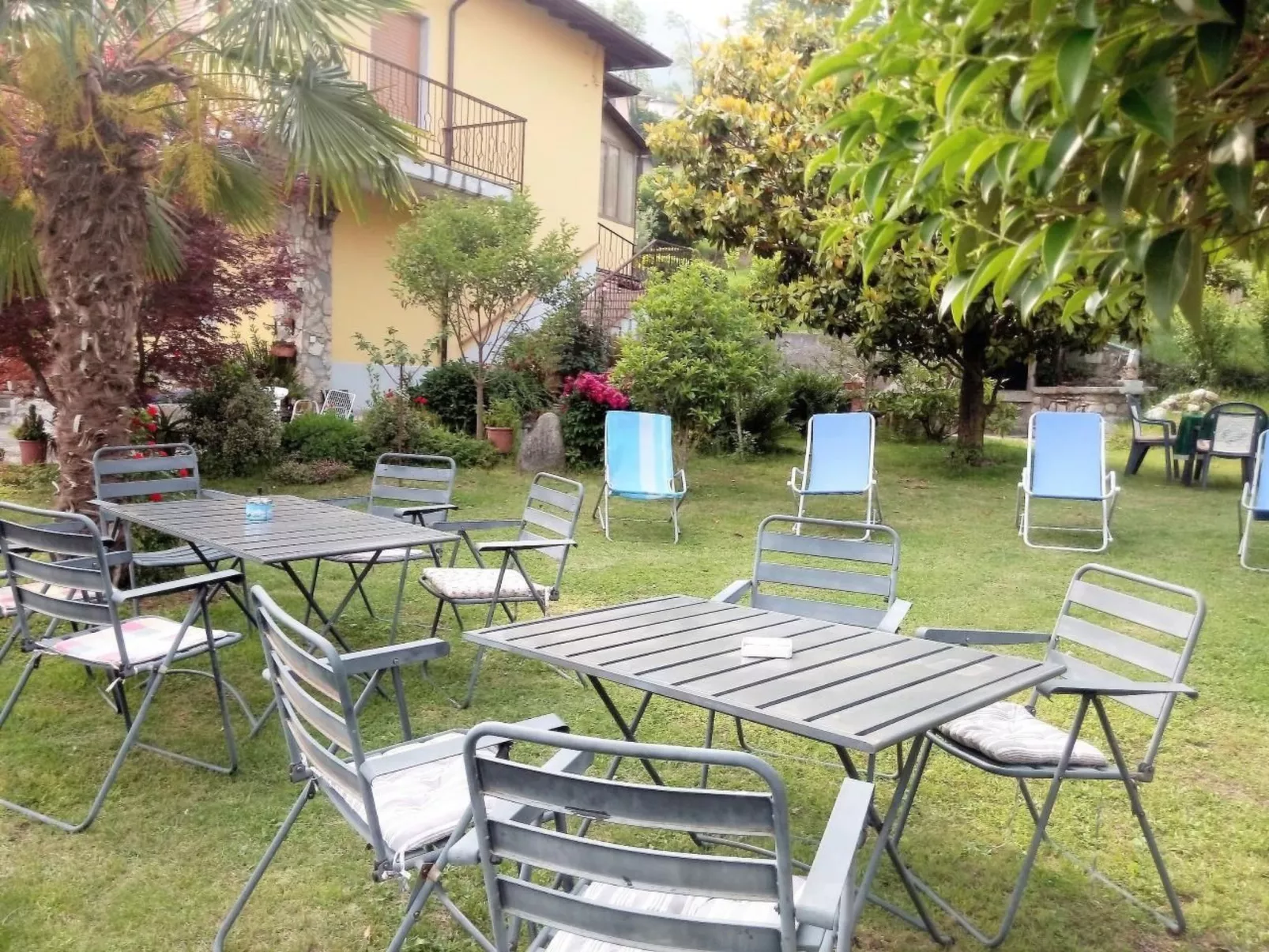 Arthur' Wohnung mit Blick aufs Wasser-Buiten