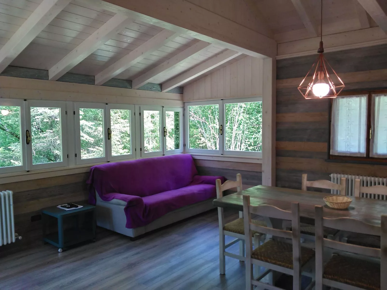 Freistehendes Haus mit privatem Garten-Image-tags.info