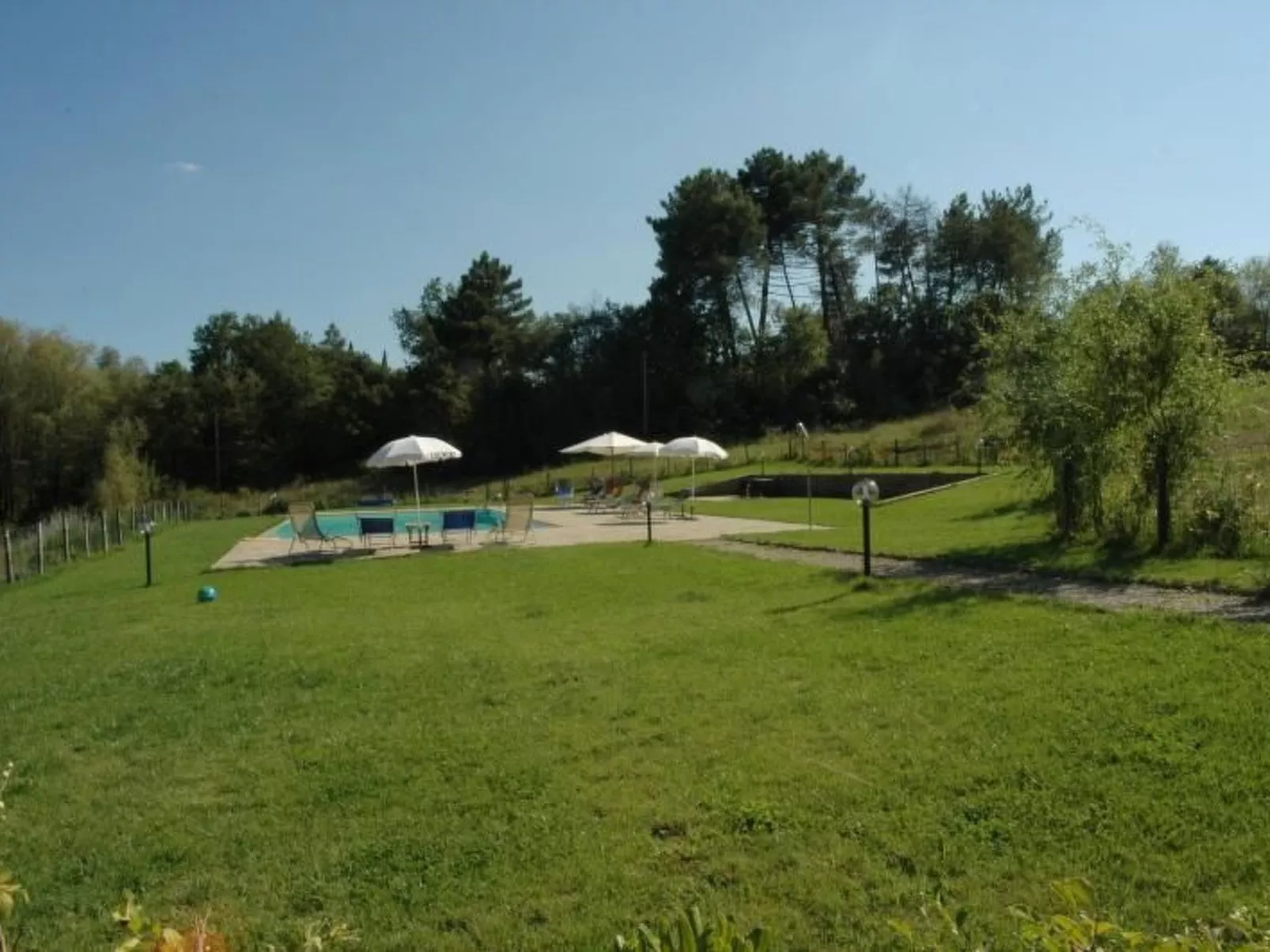 Wohnung in Figline Valdarno mit Gemeinschaftspool-Buiten