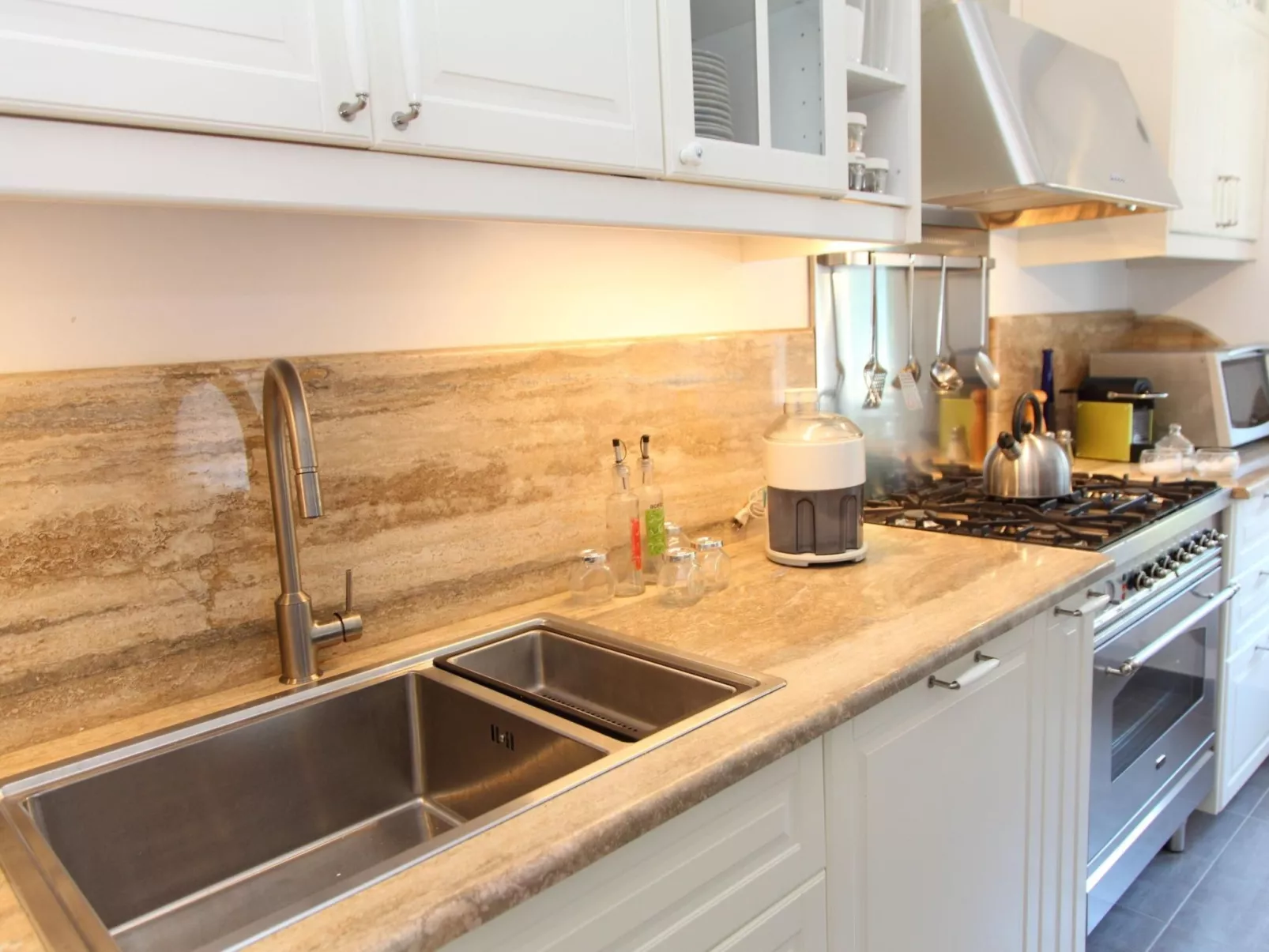 Studio für 10 Personen in Cefalù, Sizilien (Nordküste von Sizilien)-Image-tags.info