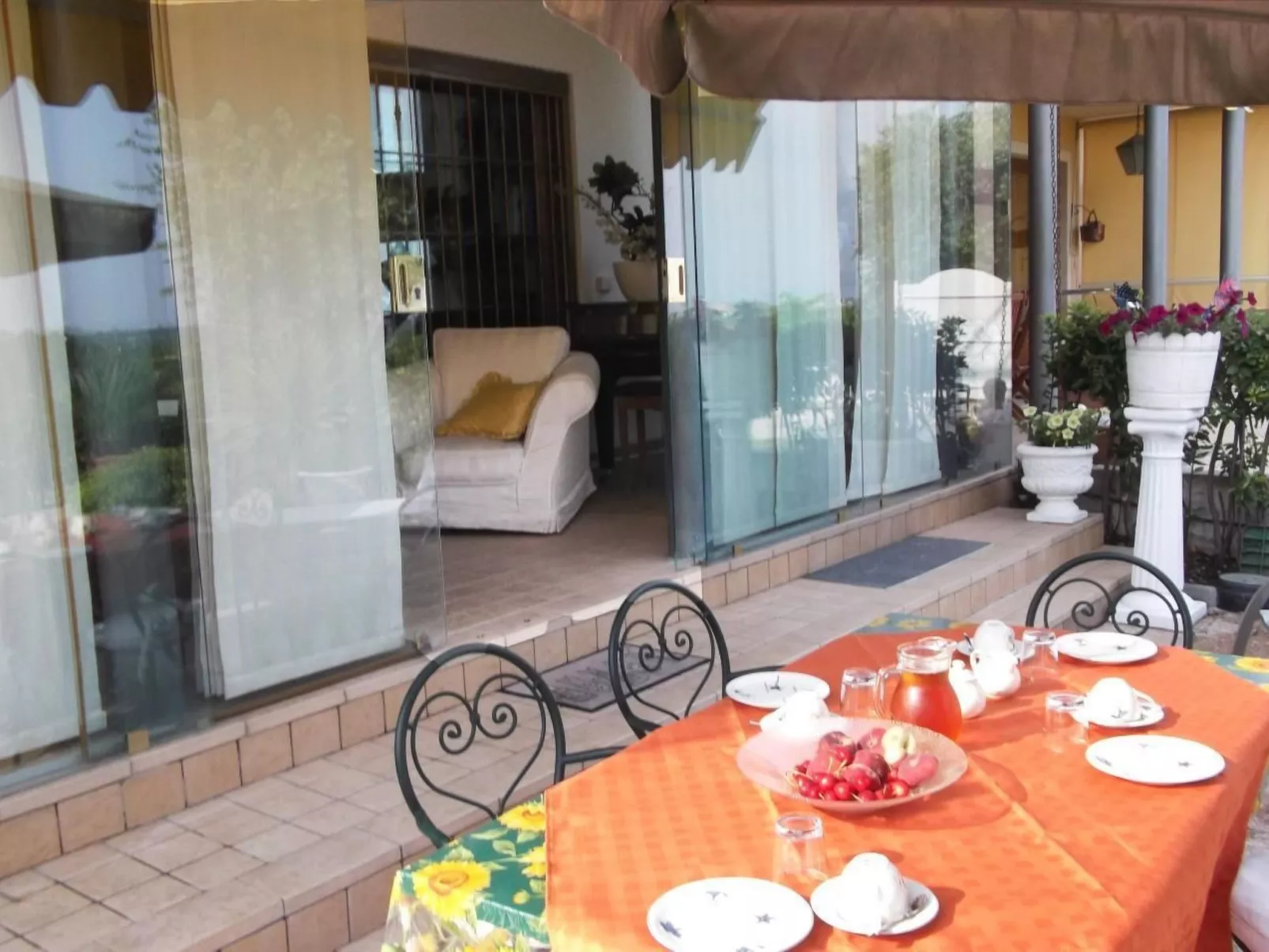 Villa Paradiso, 200 m² Ferienhaus-Binnen