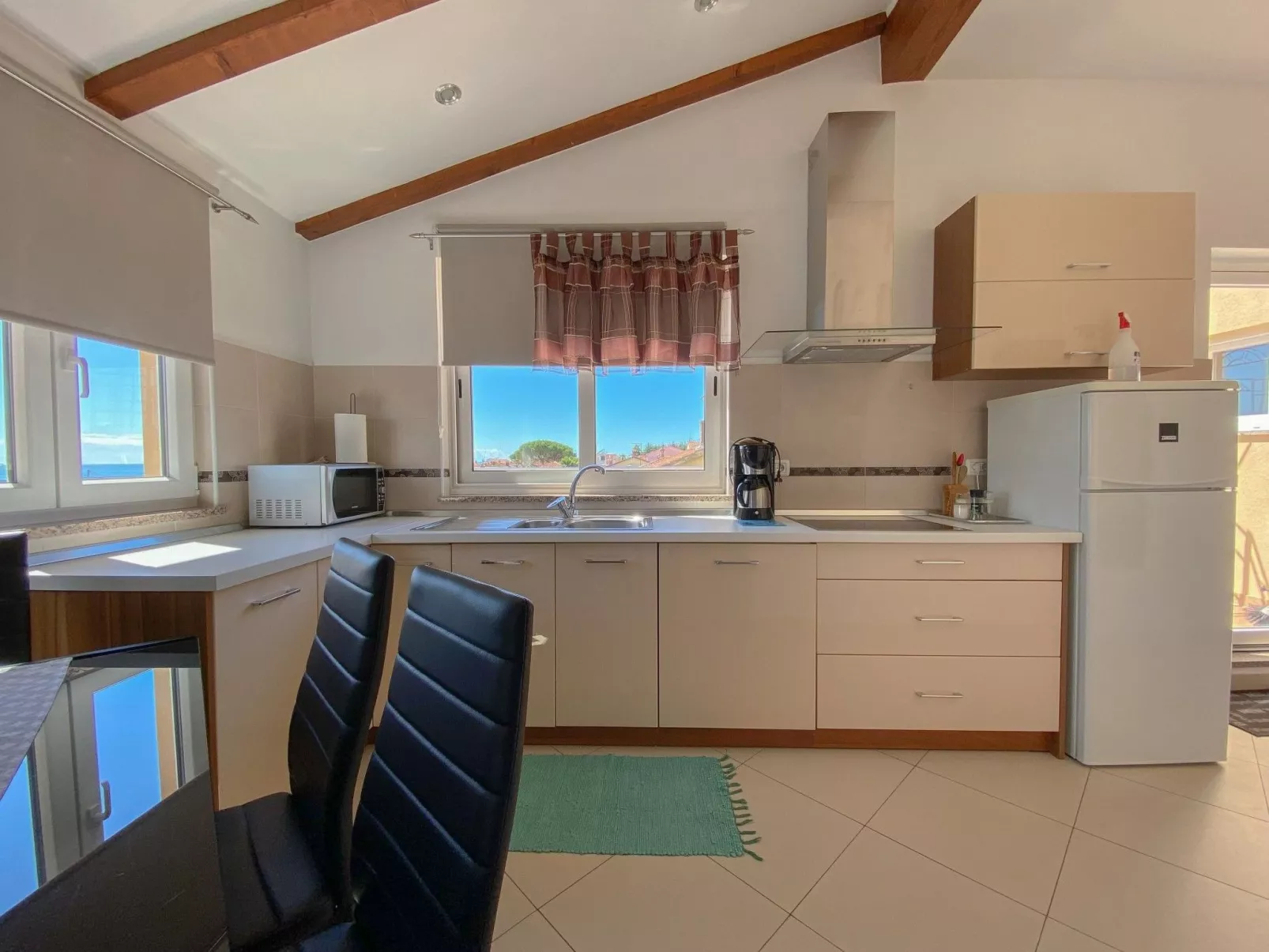 Sabina-Image-tags.info