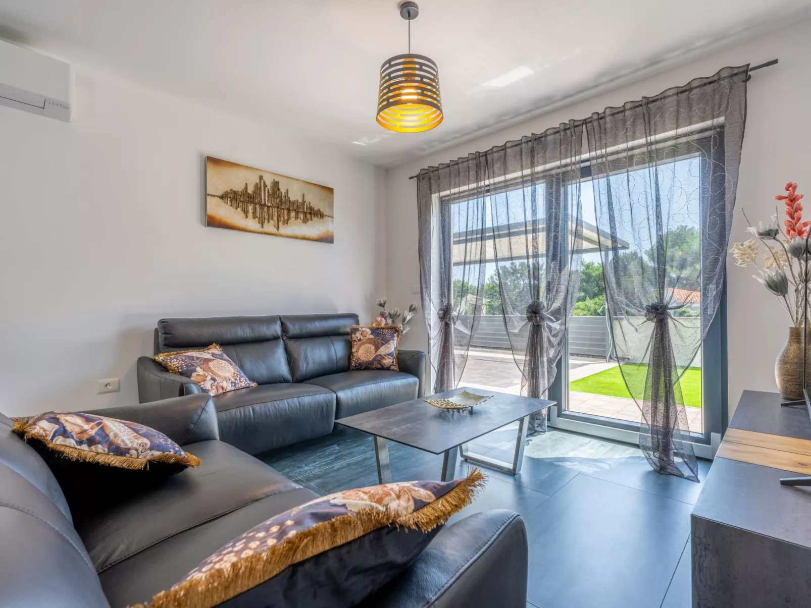 Apartment Rose mit privatem Pool-Binnen