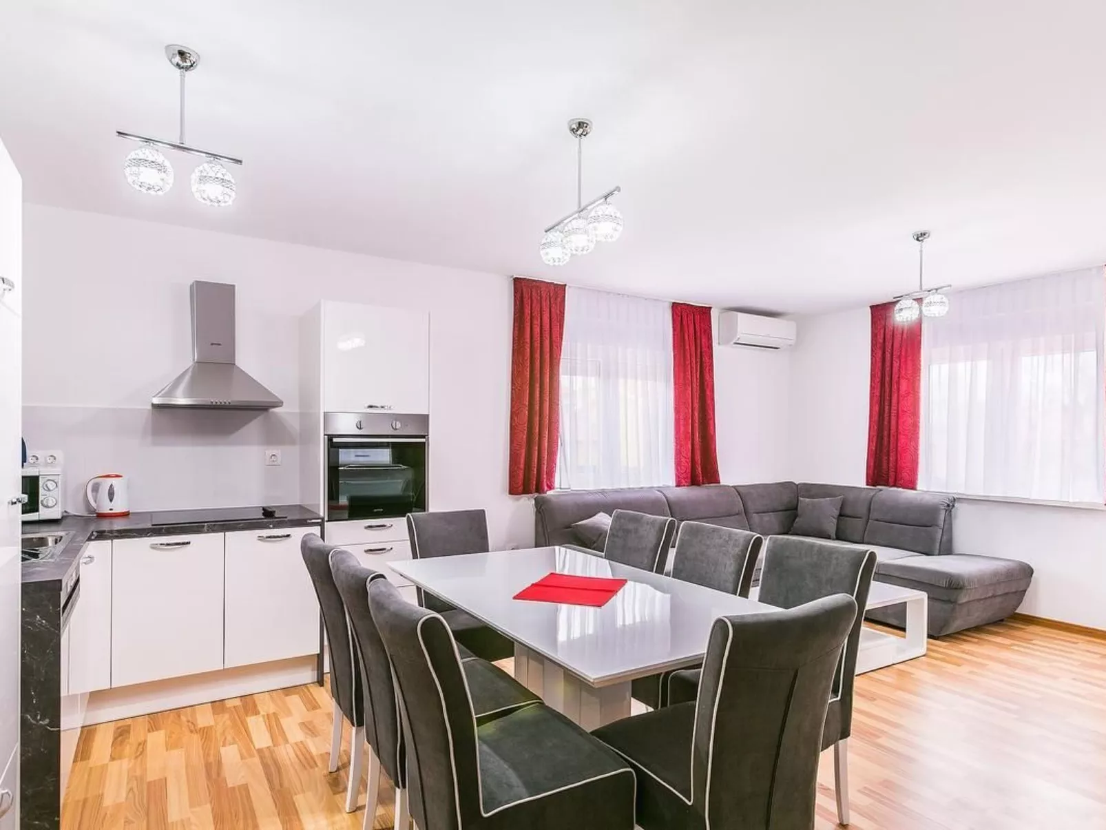 Für 7 Personen ca. 100 m&sup2; in Medulin, Istrien (Medulin und Umgebung)-Binnen