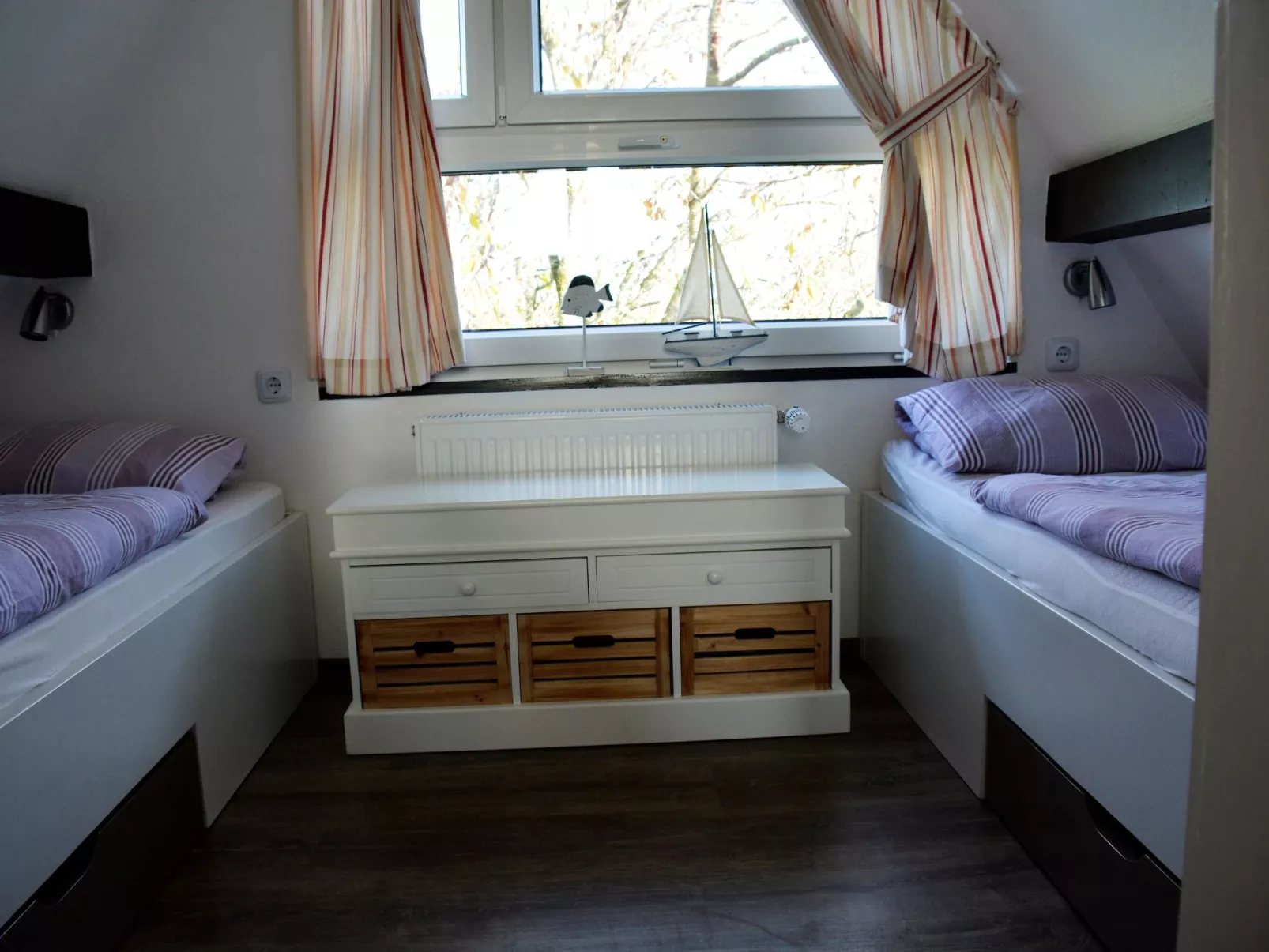 Nurdachhaus Klabautermann mit Terrasse und Garten - Binnen