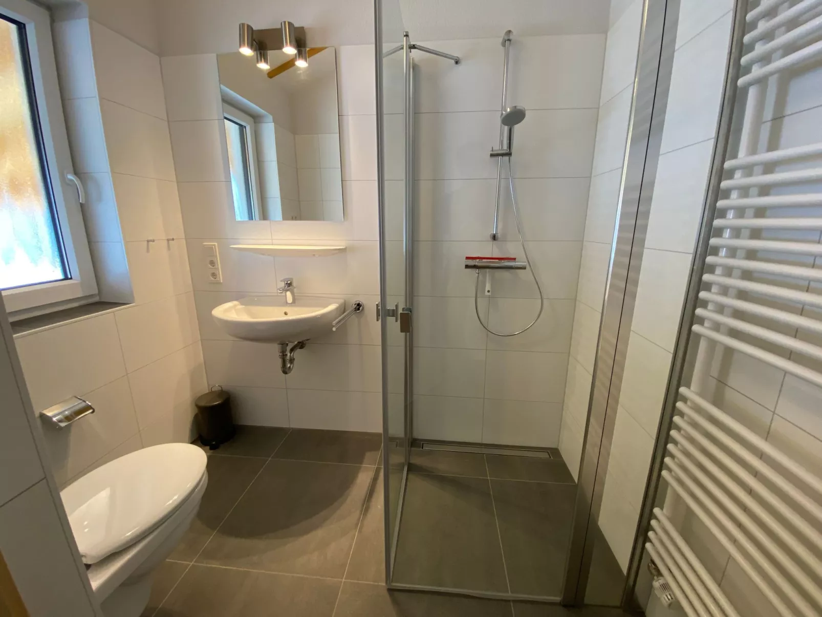 N7 Haus mit Terrasse und Garten an der Nordsee-Binnen