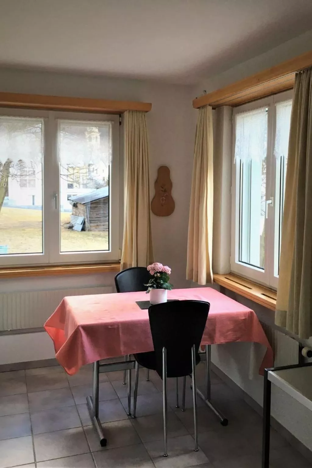 Wohnung mit Bergblick-Binnen