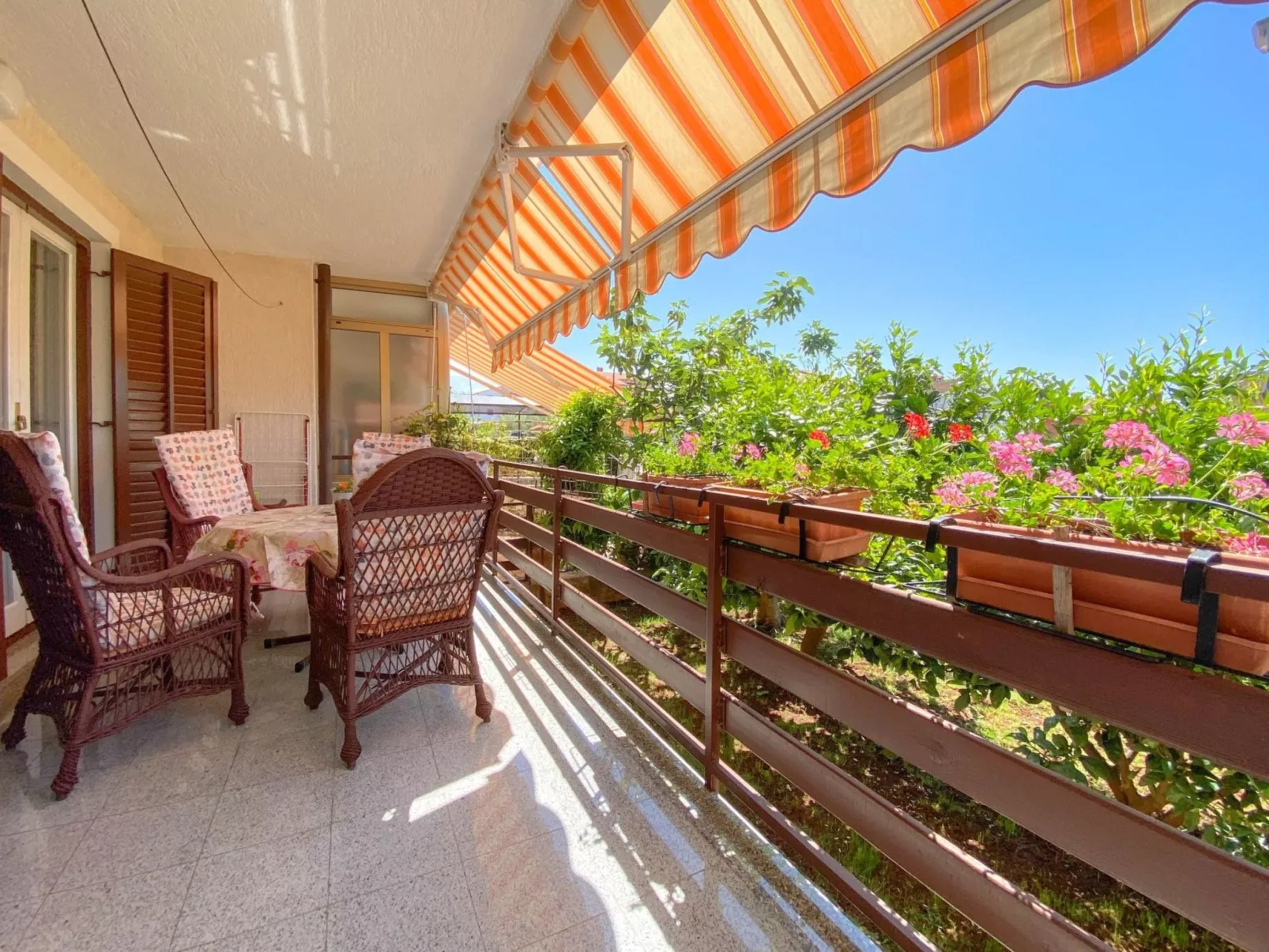 Vinka in Strandnähe