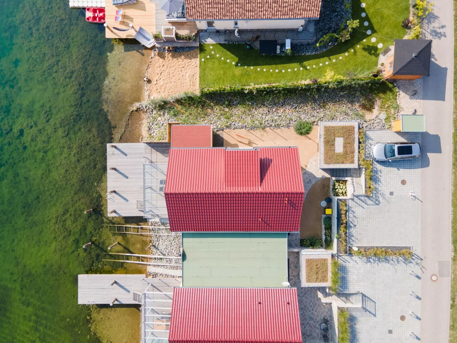 Seehaus Arielle mit Wassergrundstück - Buiten