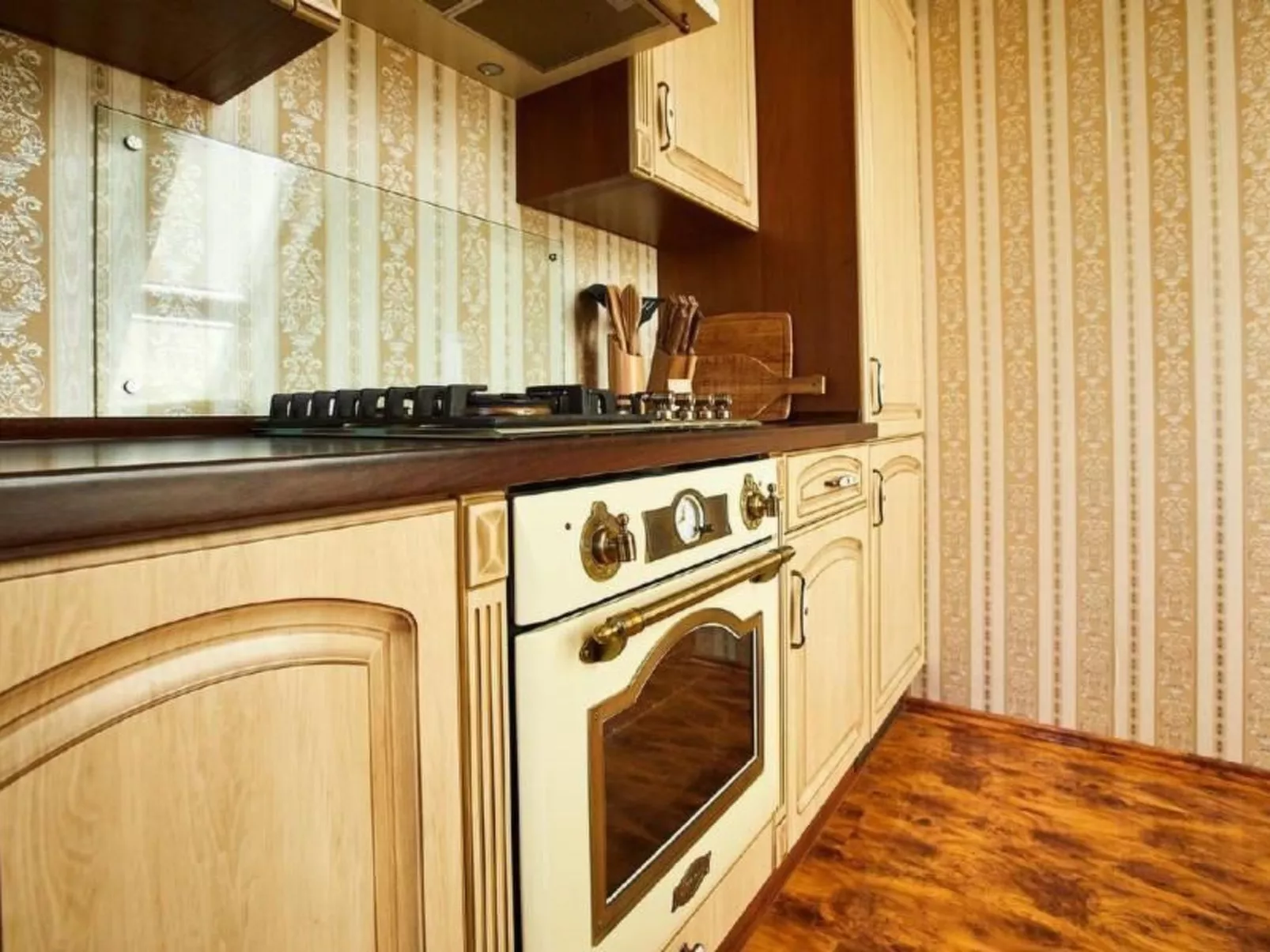 Appartement mit Garten, Grill und Terrasse-Binnen