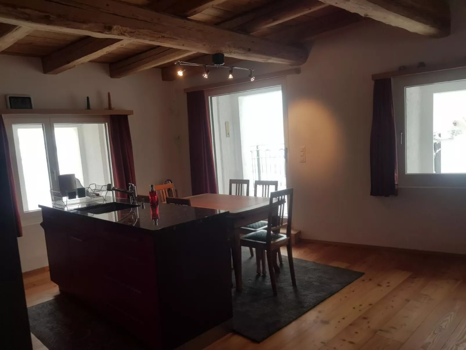 Wohnung mit atemberaubender Aussicht-Binnen