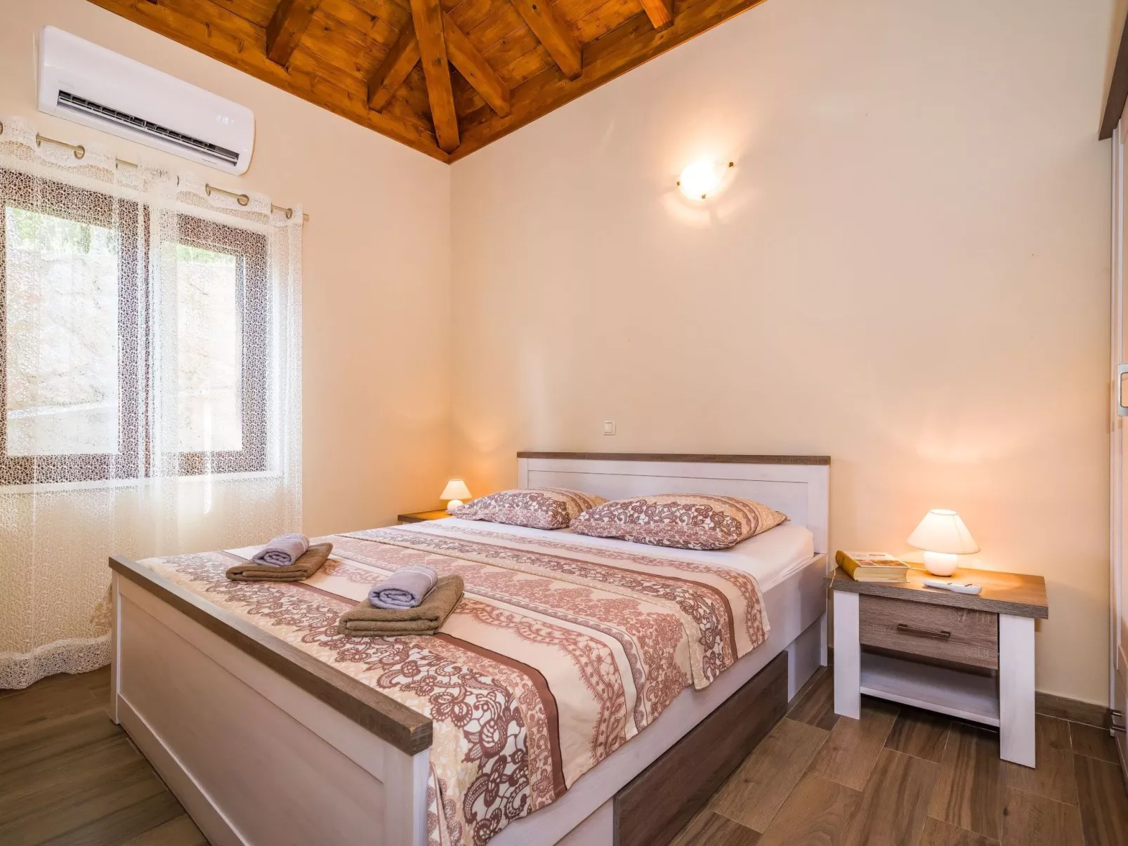 Ferienvilla Roko mit beheiztem Pool-Image-tags.info