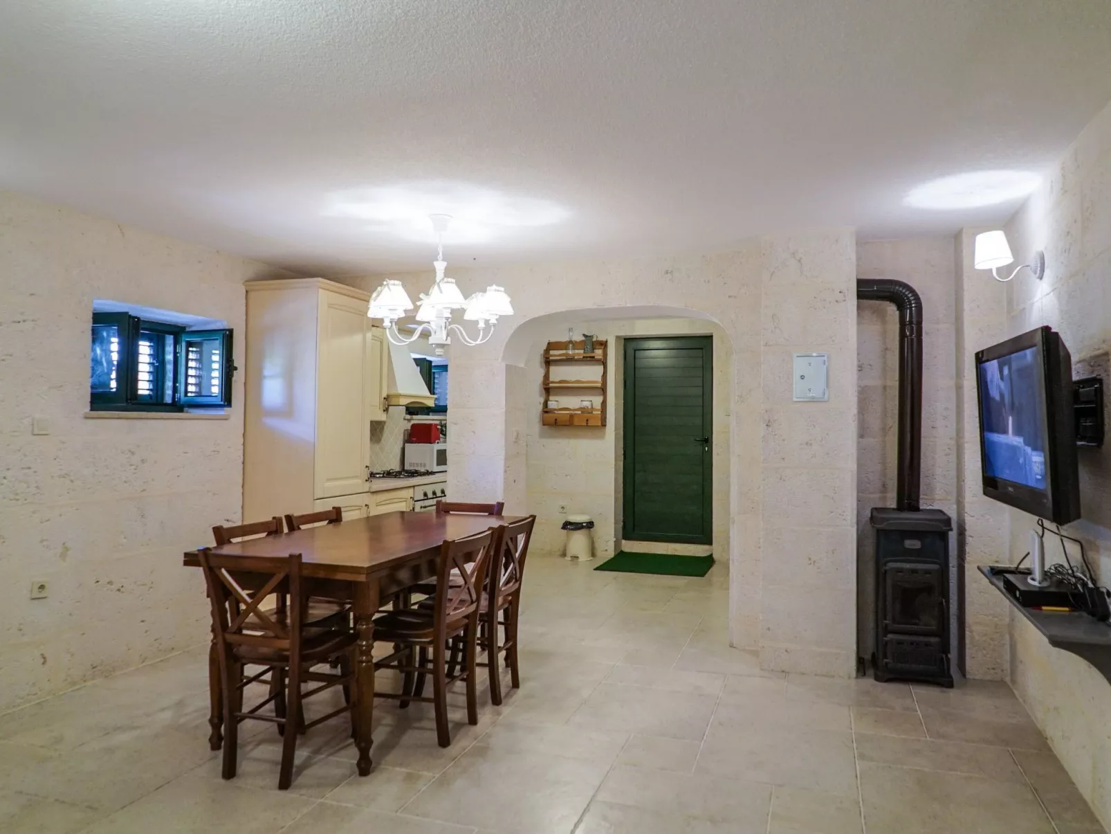 In Zagvozd mit Privatem Pool-Binnen