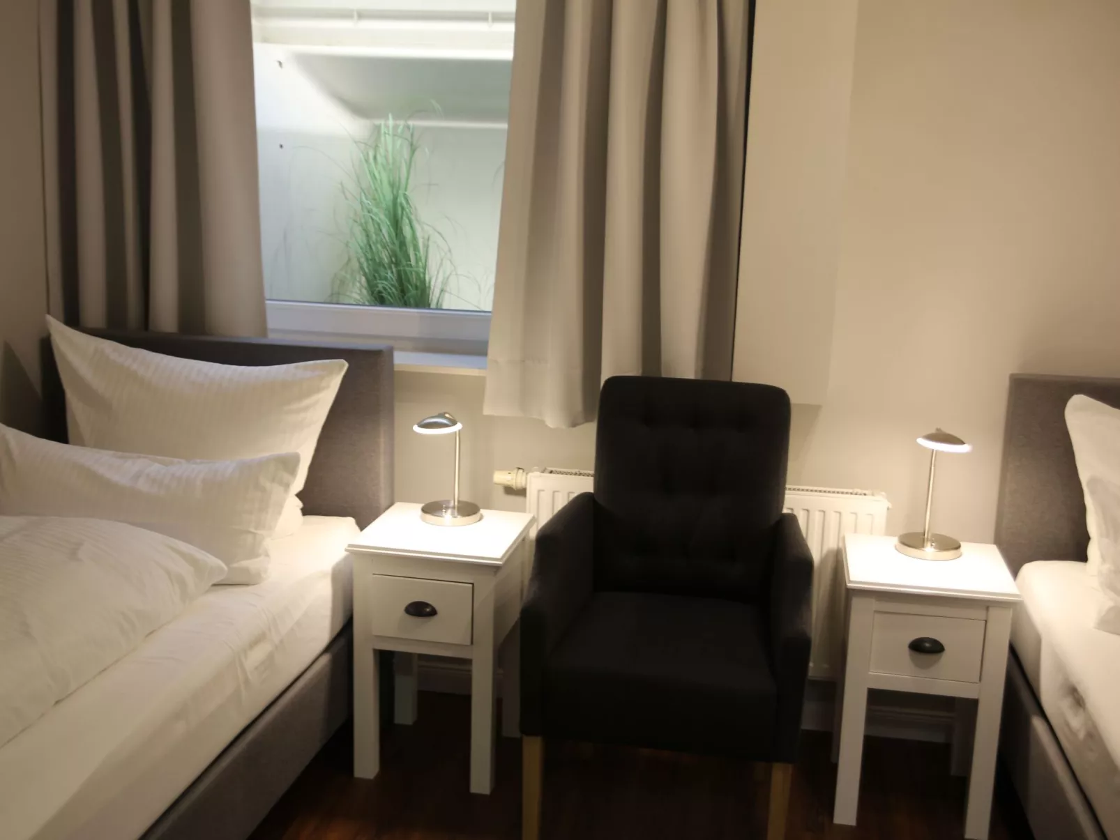 Helle Ferienwohnung mit sonniger Terrasse-Binnen