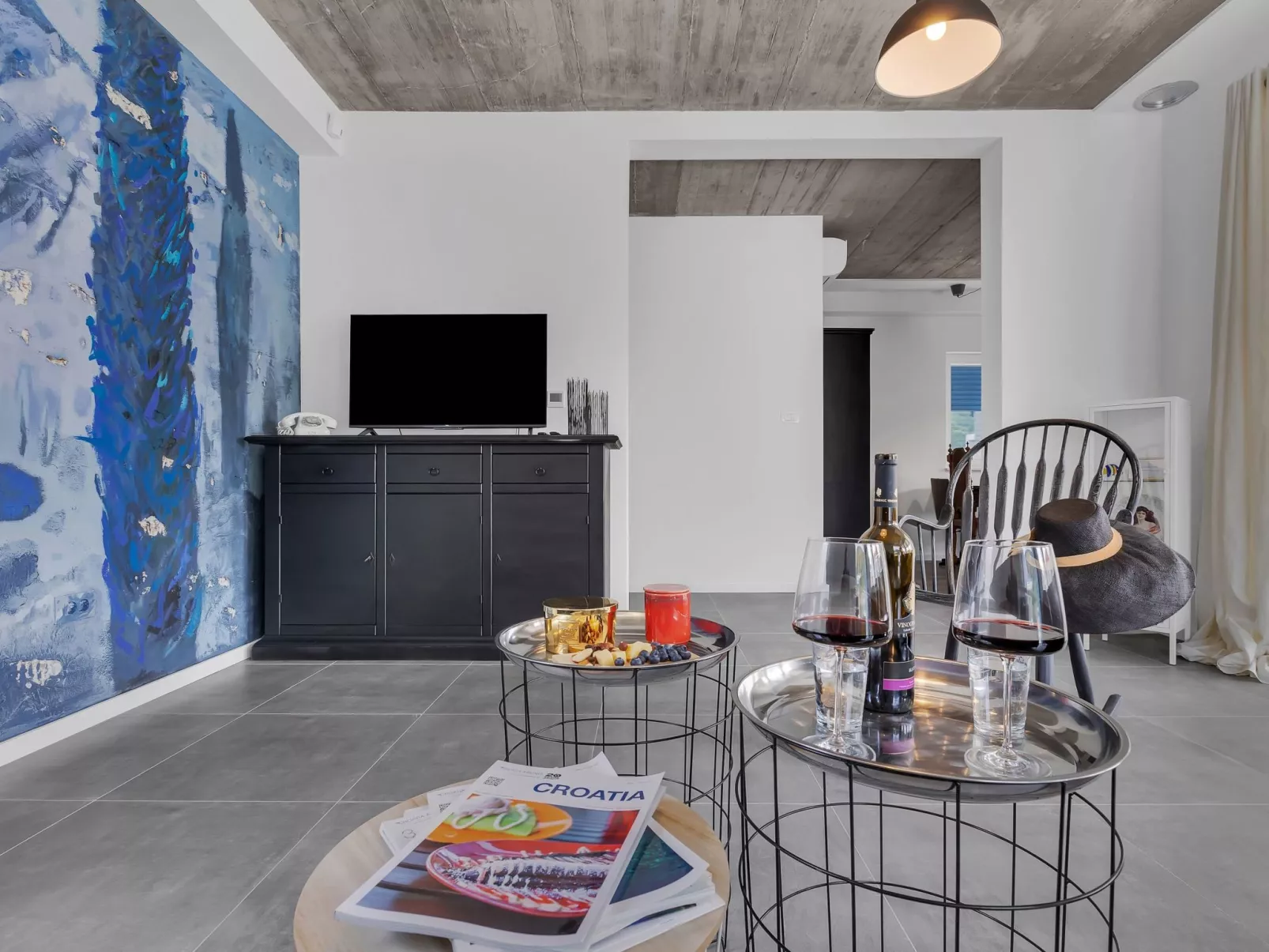 Modernes Ferienhaus in Zaostrog mit Beheiztem Pool-Binnen