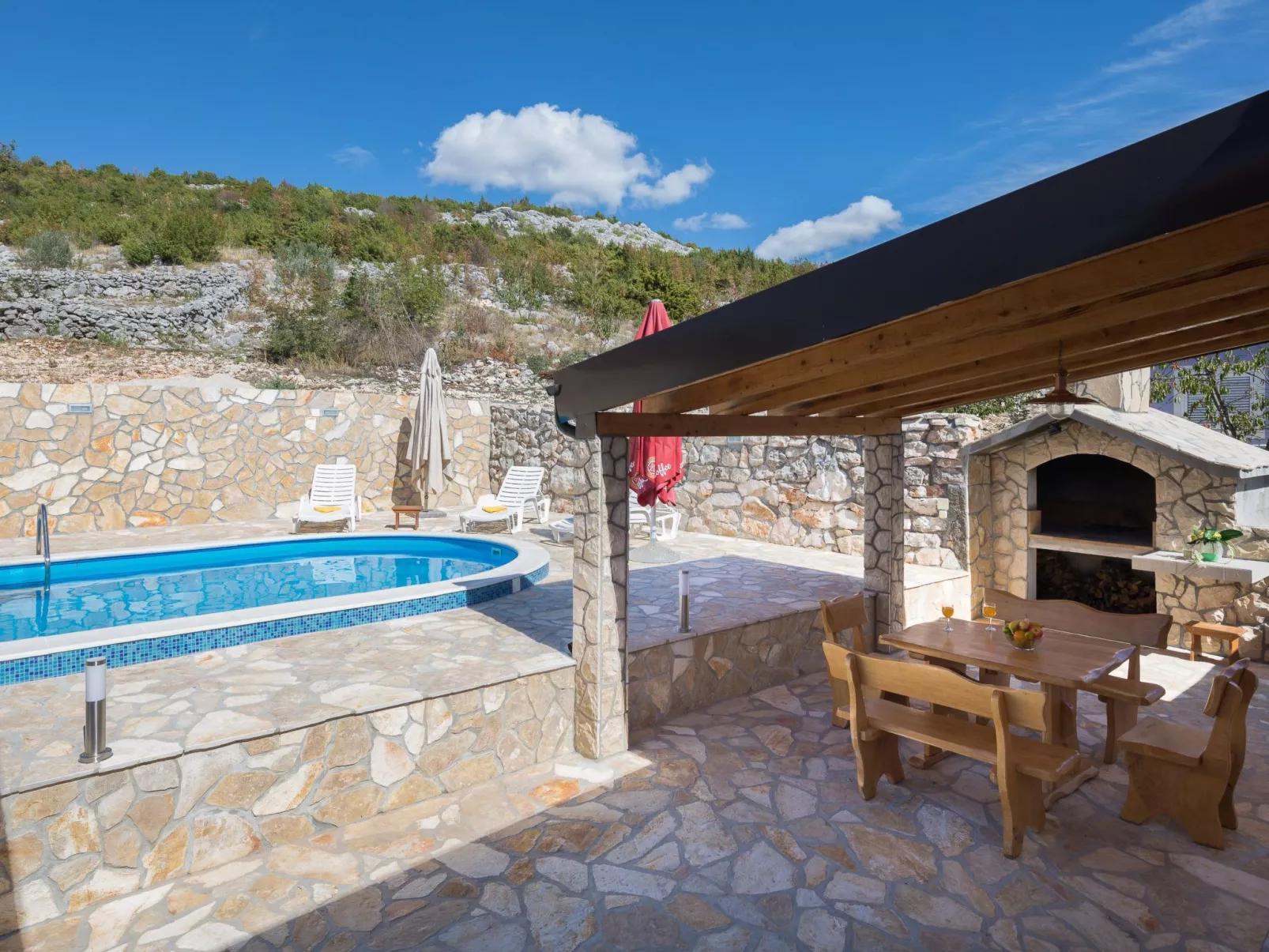 Villa Stara Kula-Buiten