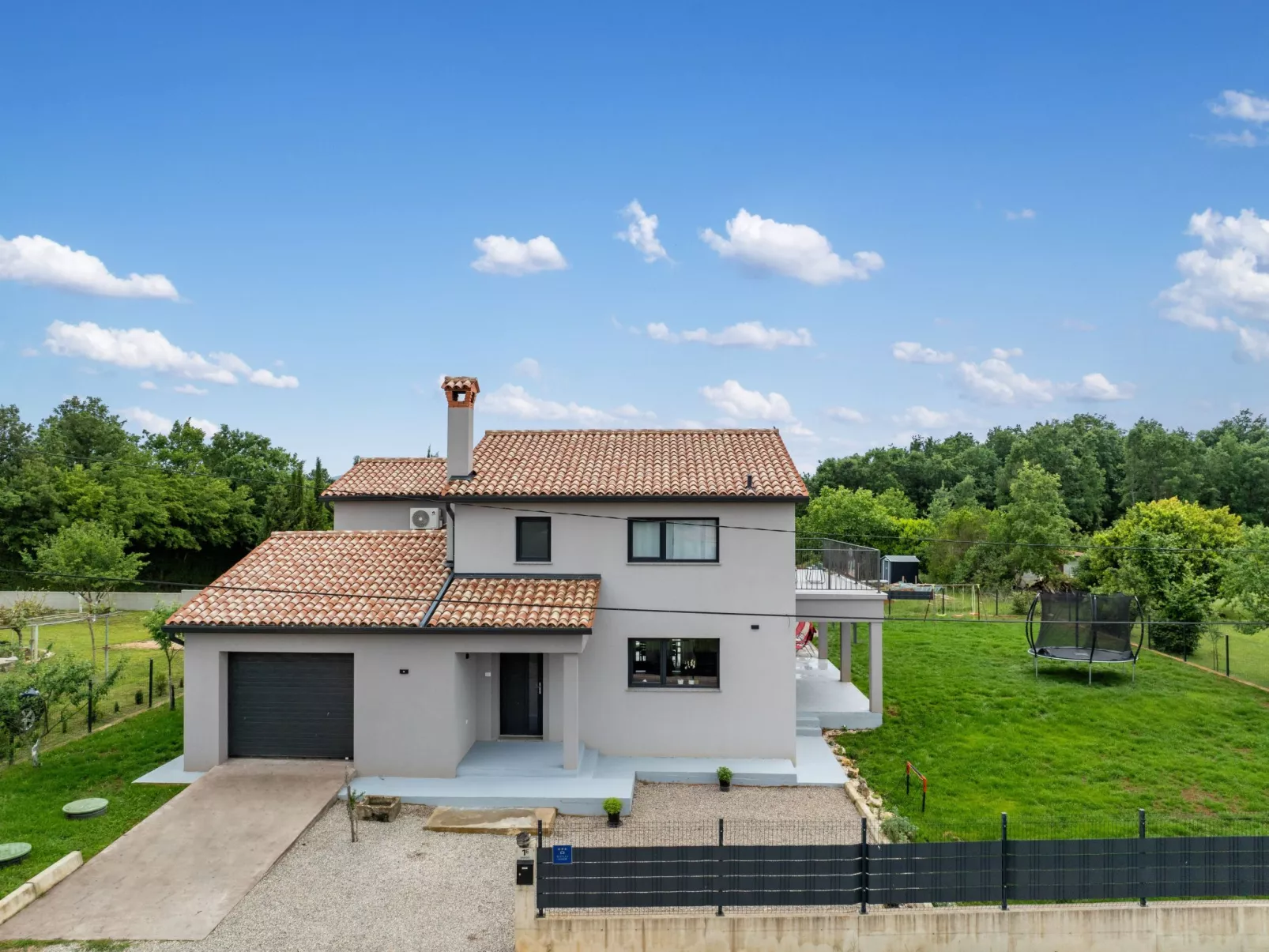 Villa Family Love mit Garten und Spielplatz-Buiten
