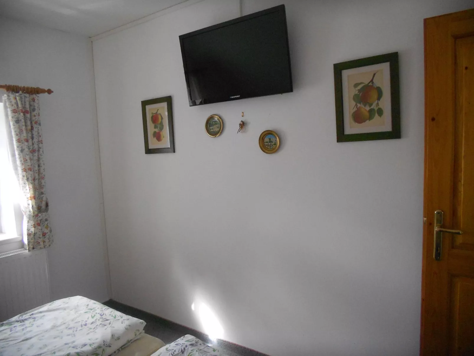 Mit Gemeinschaftspool und Terrasse-Binnen