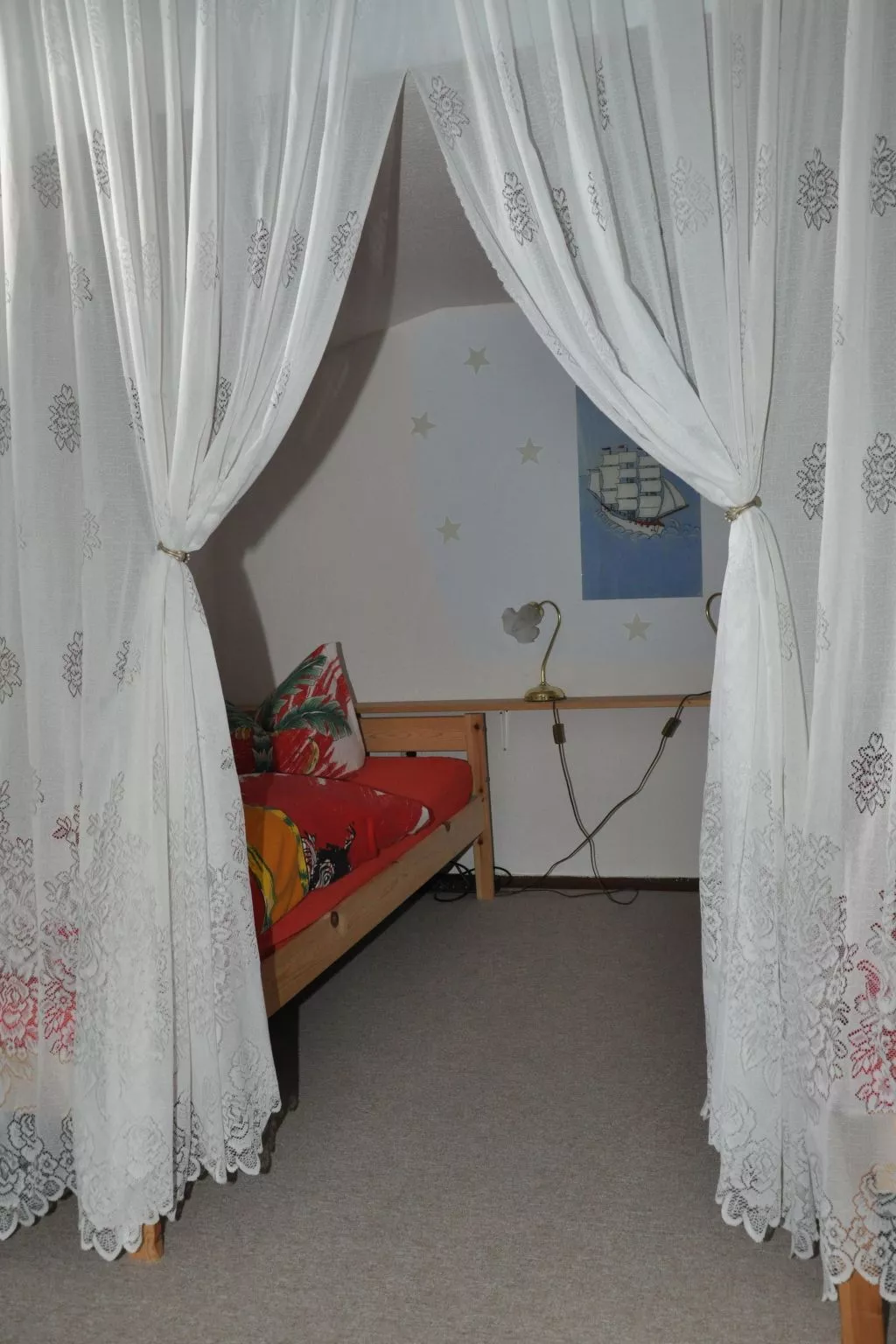 Mit privatem Parkplatz-Binnen