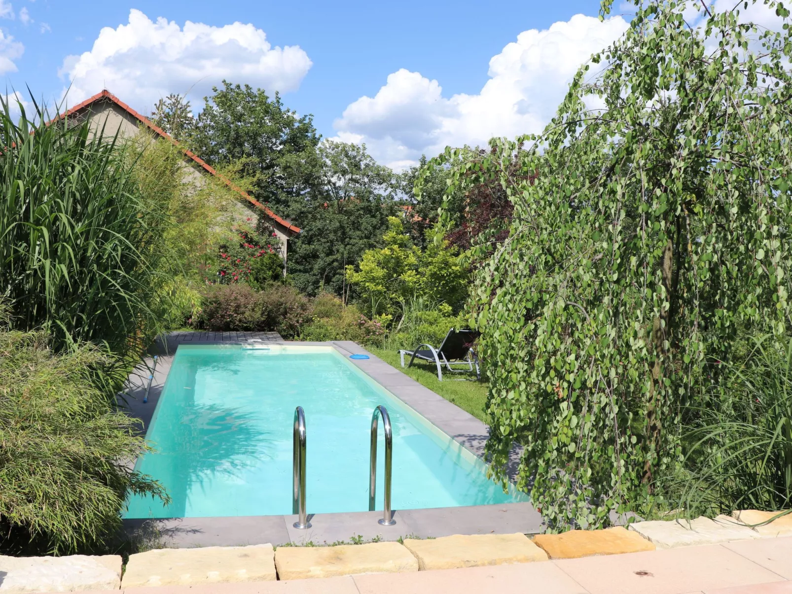 Wohnung mit Terrasse im sanierten Fachwerkhof-Buiten