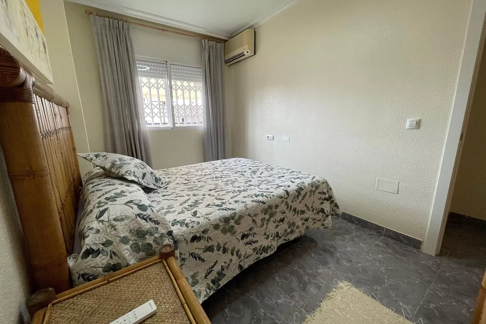 Apartamento amplio y cómodo en Los Alcazares-Slaapkamer