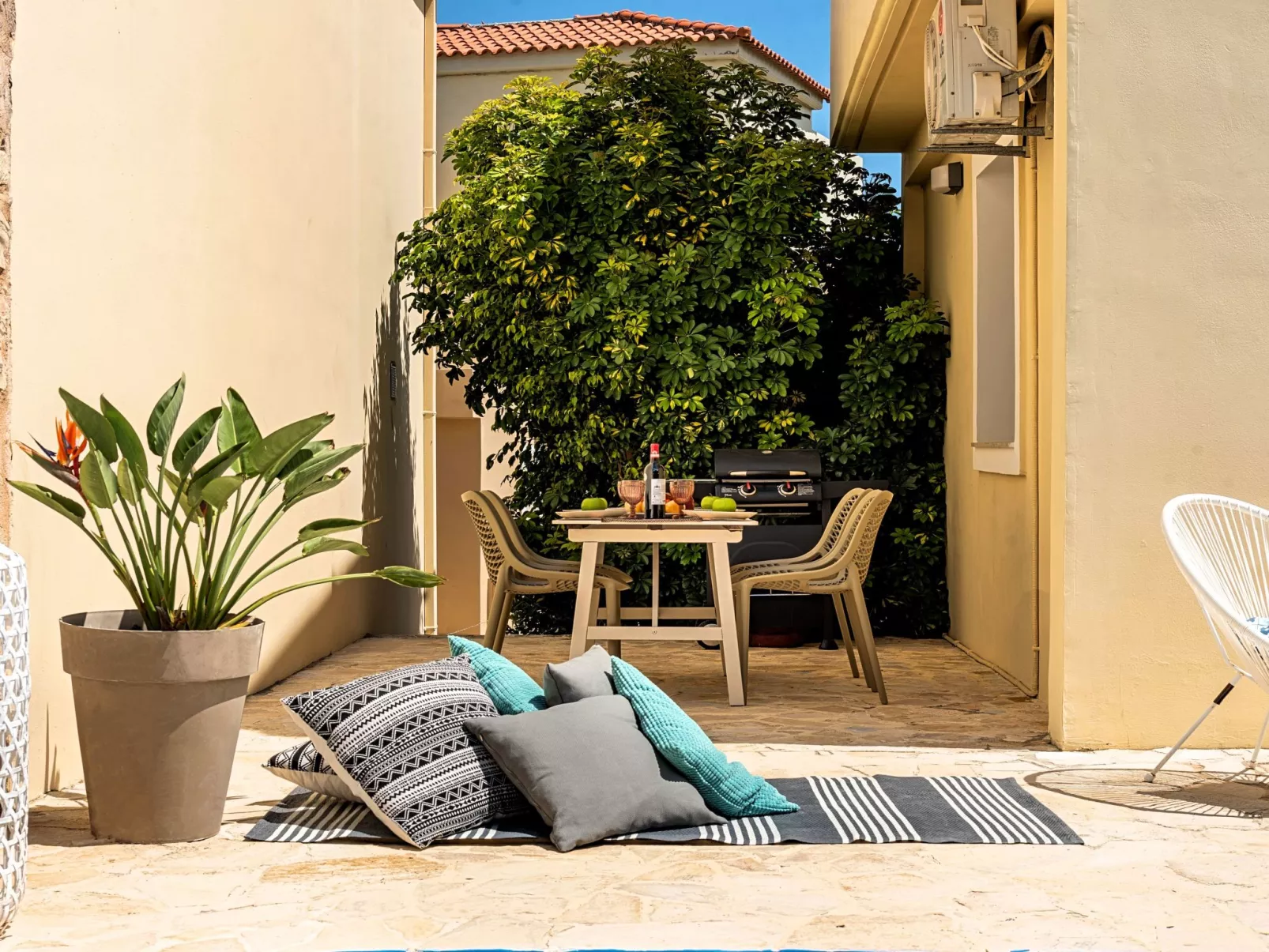 Apple Green Villa Privater Pool-Image-tags.info